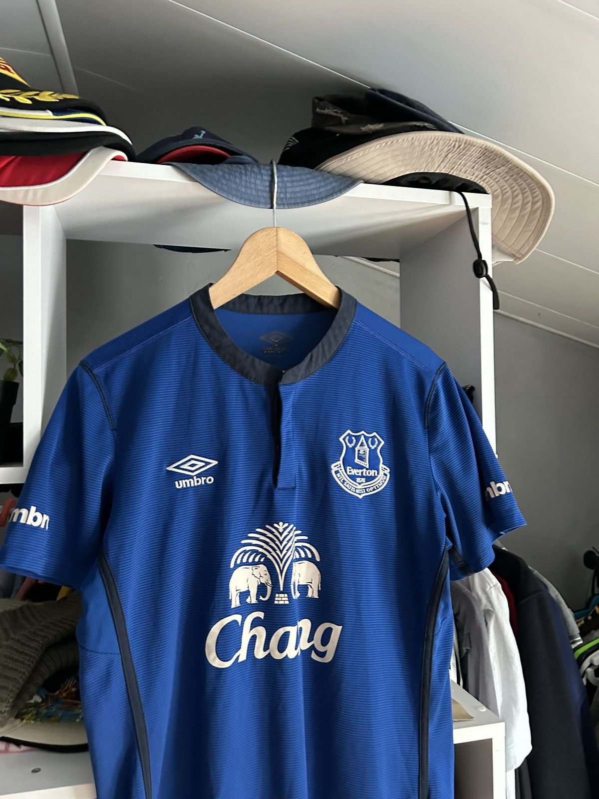 Umbro × Vintage Everton 2014/15 Home football soccer jersey Size US M / EU 48-50 / 2 - 2 Thumbnail
