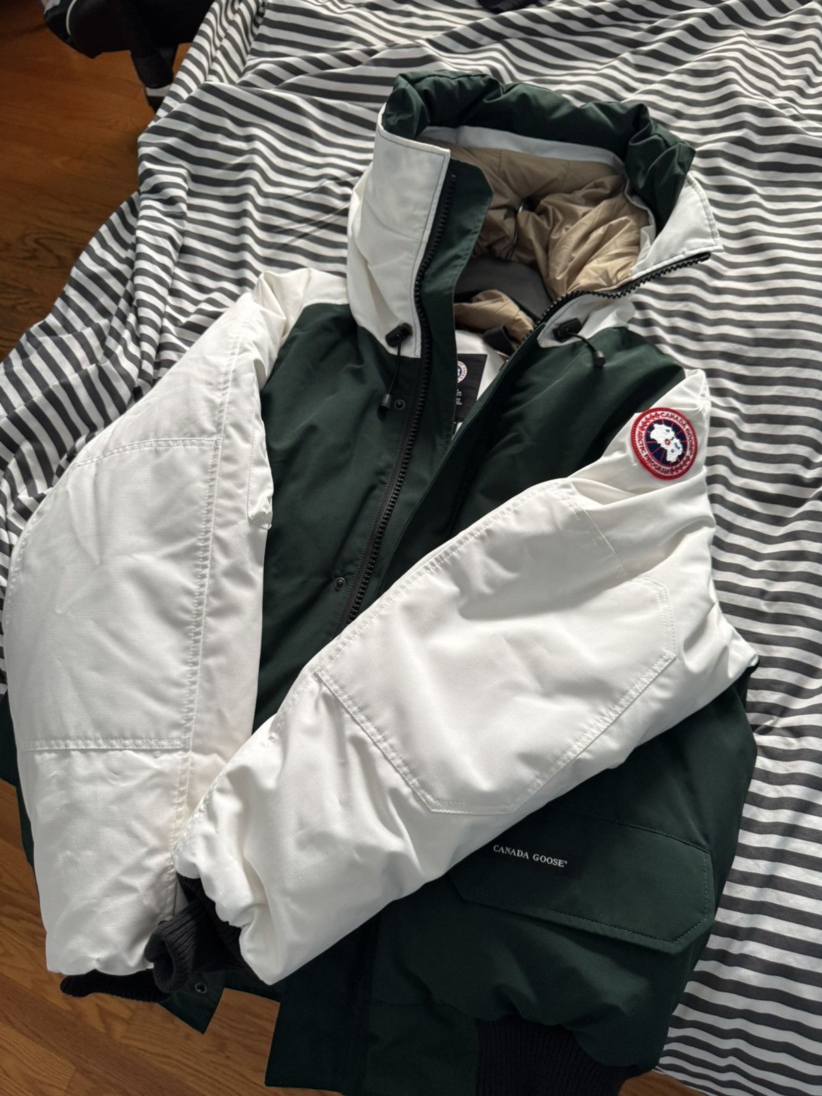 Canada Goose Canada goose chiliwack heritage bomber Size US XL / EU 56 / 4 - 1 Thumbnail
