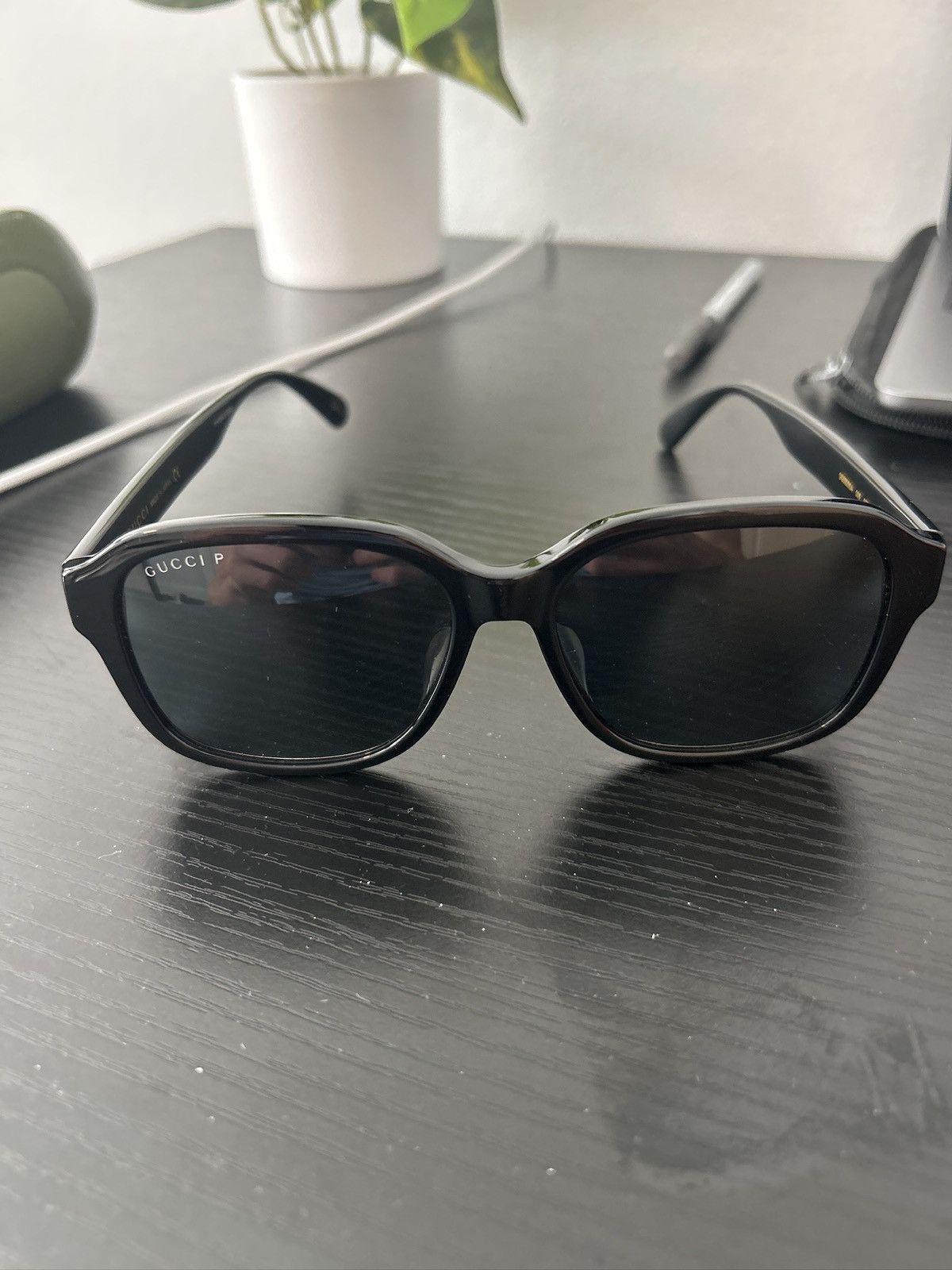 Gucci Gucci Polarized Sun Glasses Size ONE SIZE - 2 Thumbnail