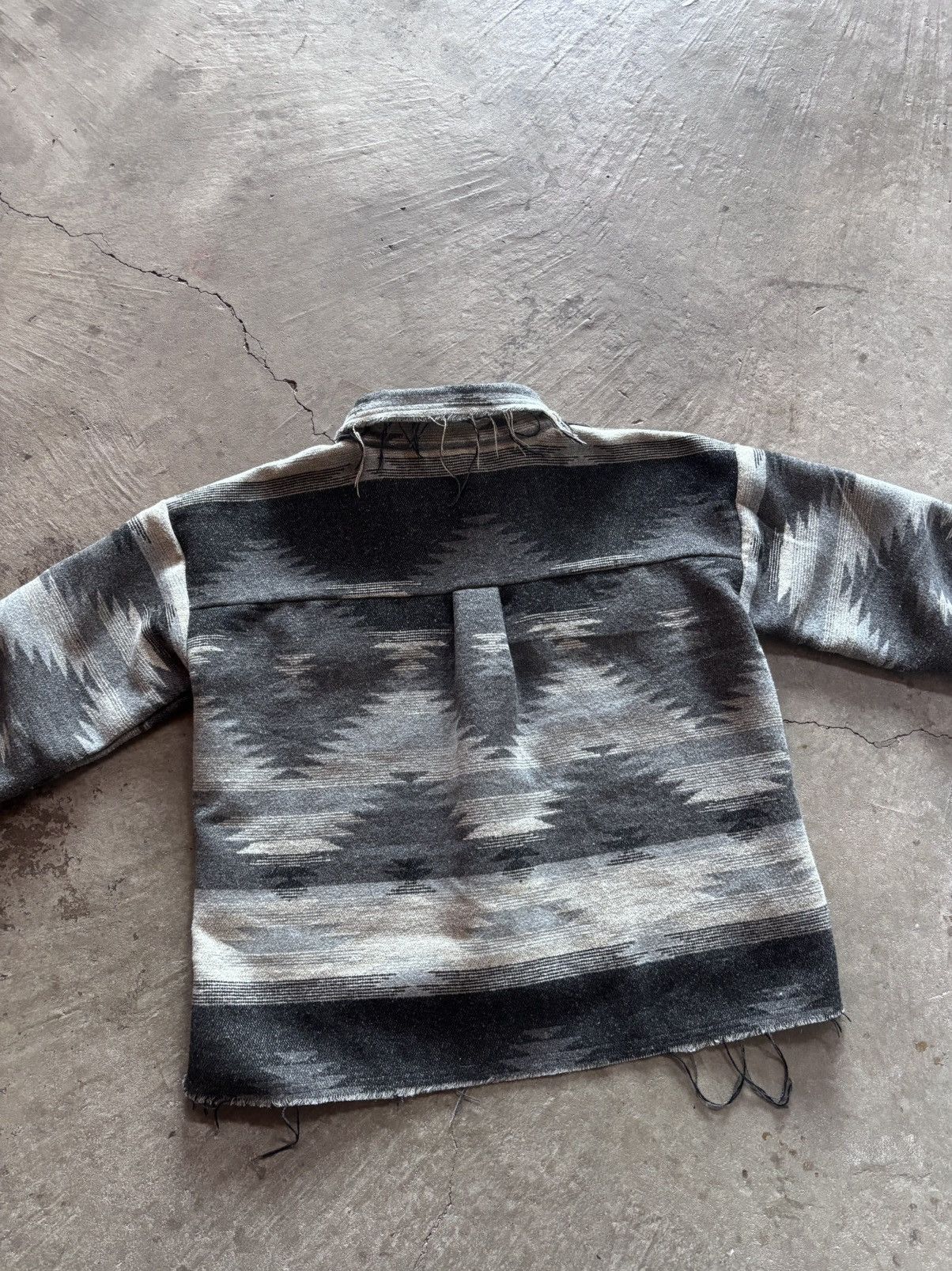Vintage vintage distressed workwear style aztec jacket Size US XL / EU 56 / 4 - 3 Thumbnail