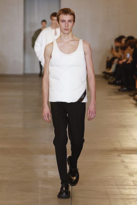 Prada × Raf Simons Prada raf Simons fw23 padded goose down pillow vest Size US M / EU 48-50 / 2 - 1 Thumbnail
