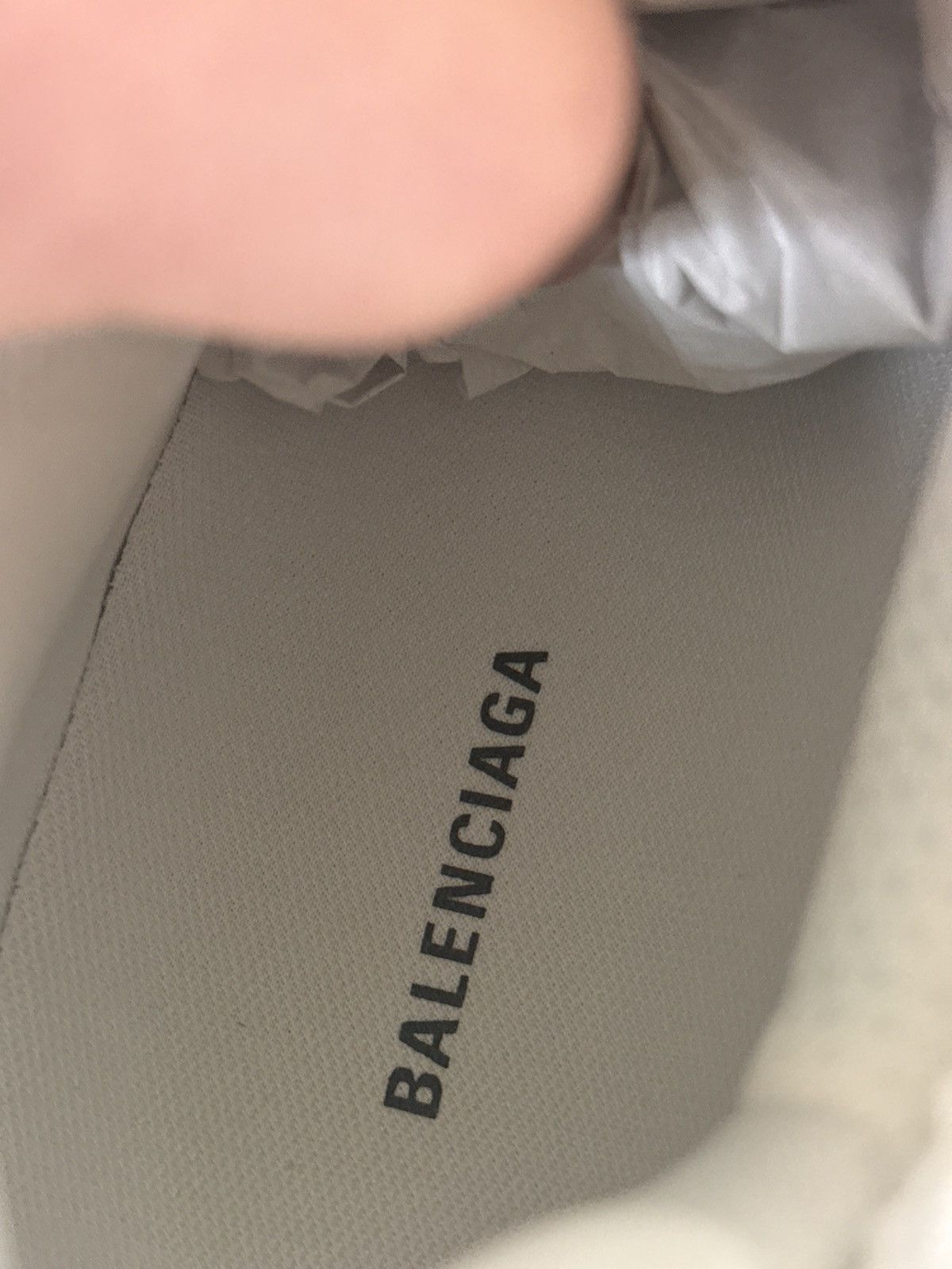 Balenciaga Balenciaga White runner 47 Size US 14 / EU 47 - 10 Thumbnail