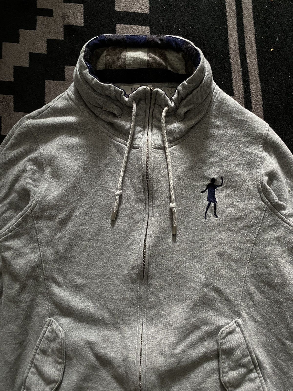 Le Grande Bleu (L.G.B.) 2000s Tate bono hoodie Size US M / EU 48-50 / 2 - 3 Thumbnail