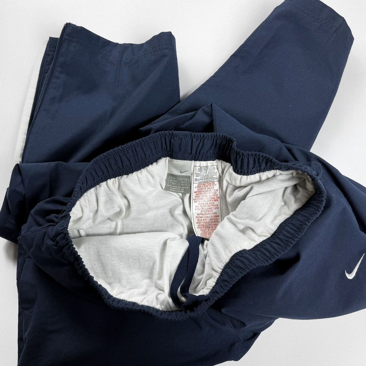 Nike Nike Logo Track Pants Vintage Size US 34 / EU 50 - 4 Thumbnail