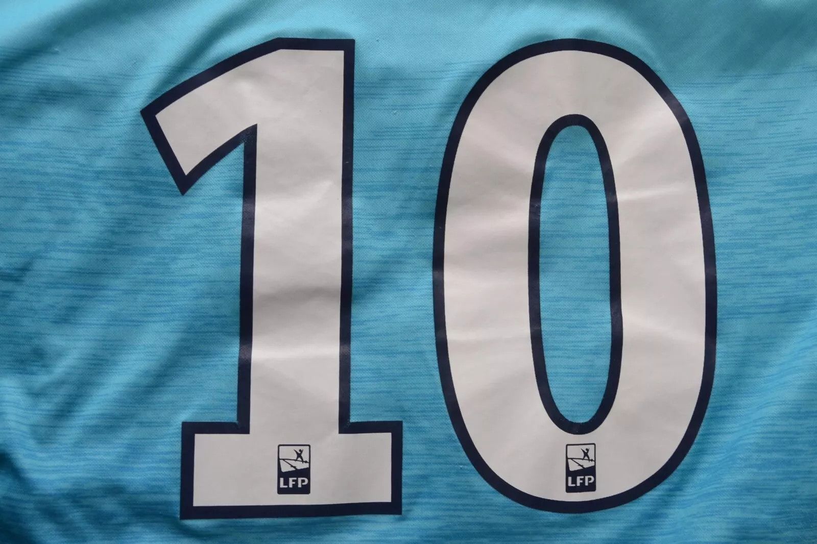 Puma OLYMPIQUE MARSEILLE 2018/2019 SHIRT JERSEY PUMA S #10 PAYET Size US S / EU 44-46 / 1 - 3 Thumbnail