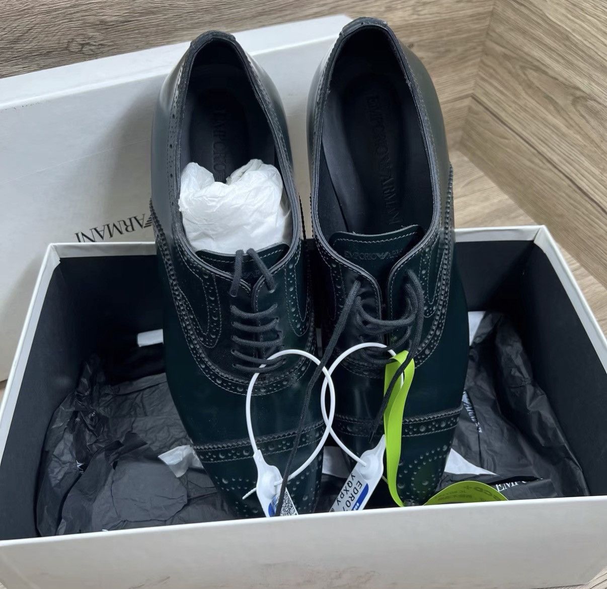 Armani Armani Green Carved Leather Shoes J41 Size US 9.5 / EU 42-43 - 2 Thumbnail