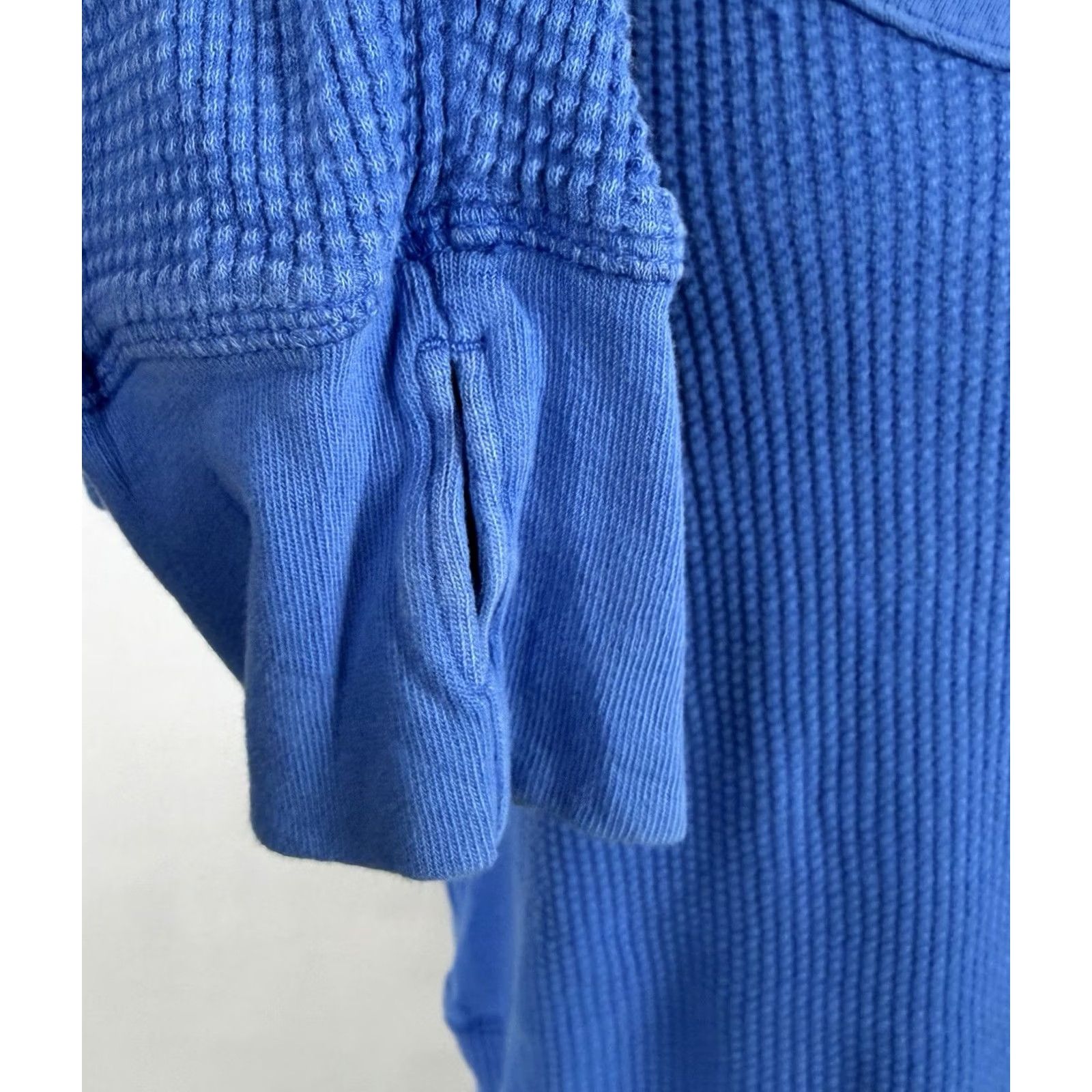 Vintage Aerie Women's Small Offline Thermal Top Wool? (Note: This is incorrect due to constraints) Size S / US 4 / IT 40 - 3 Thumbnail