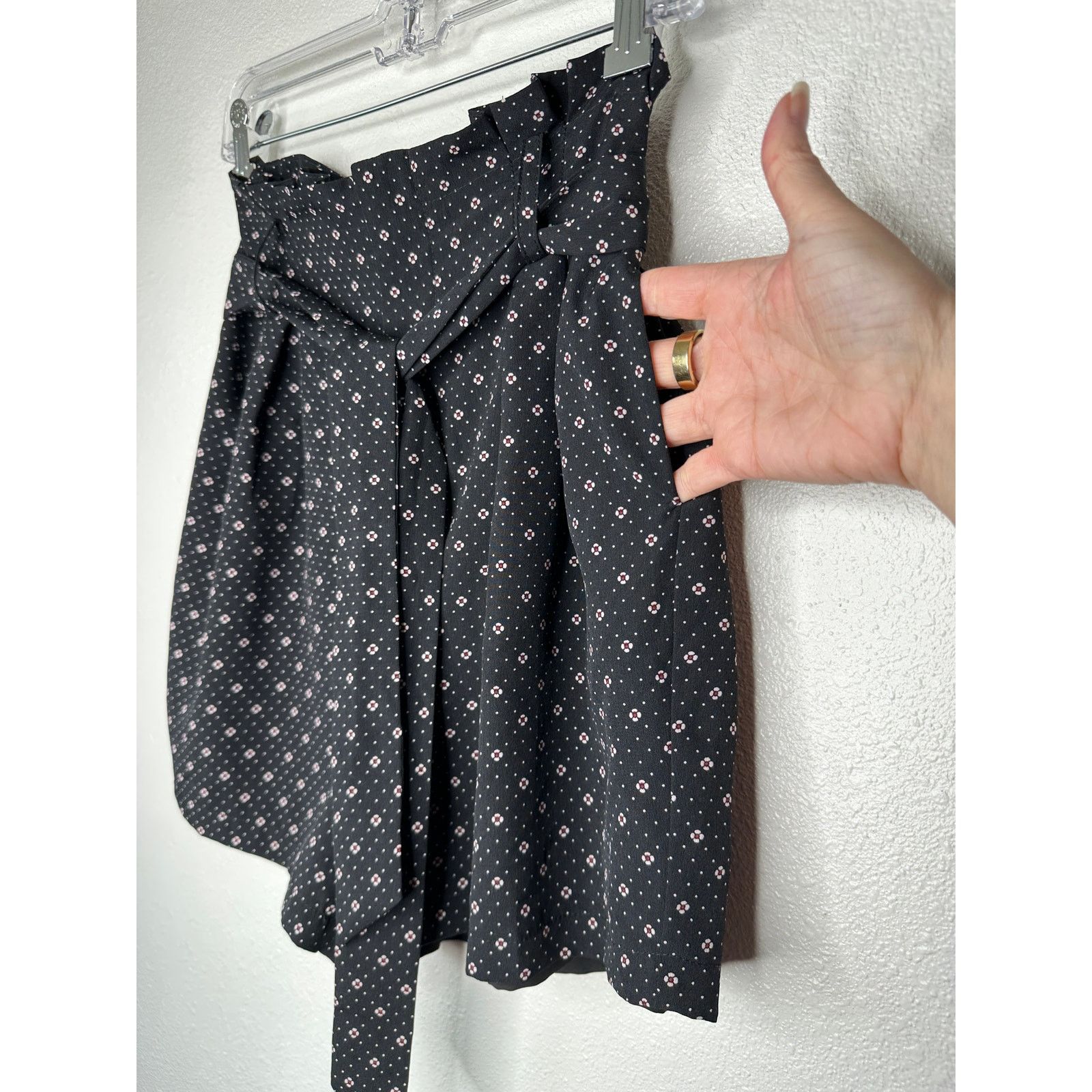 Other Bishop + Young Serafina Shorts Black Multi Positano Print M Size 30" / US 8 / IT 44 - 6 Thumbnail