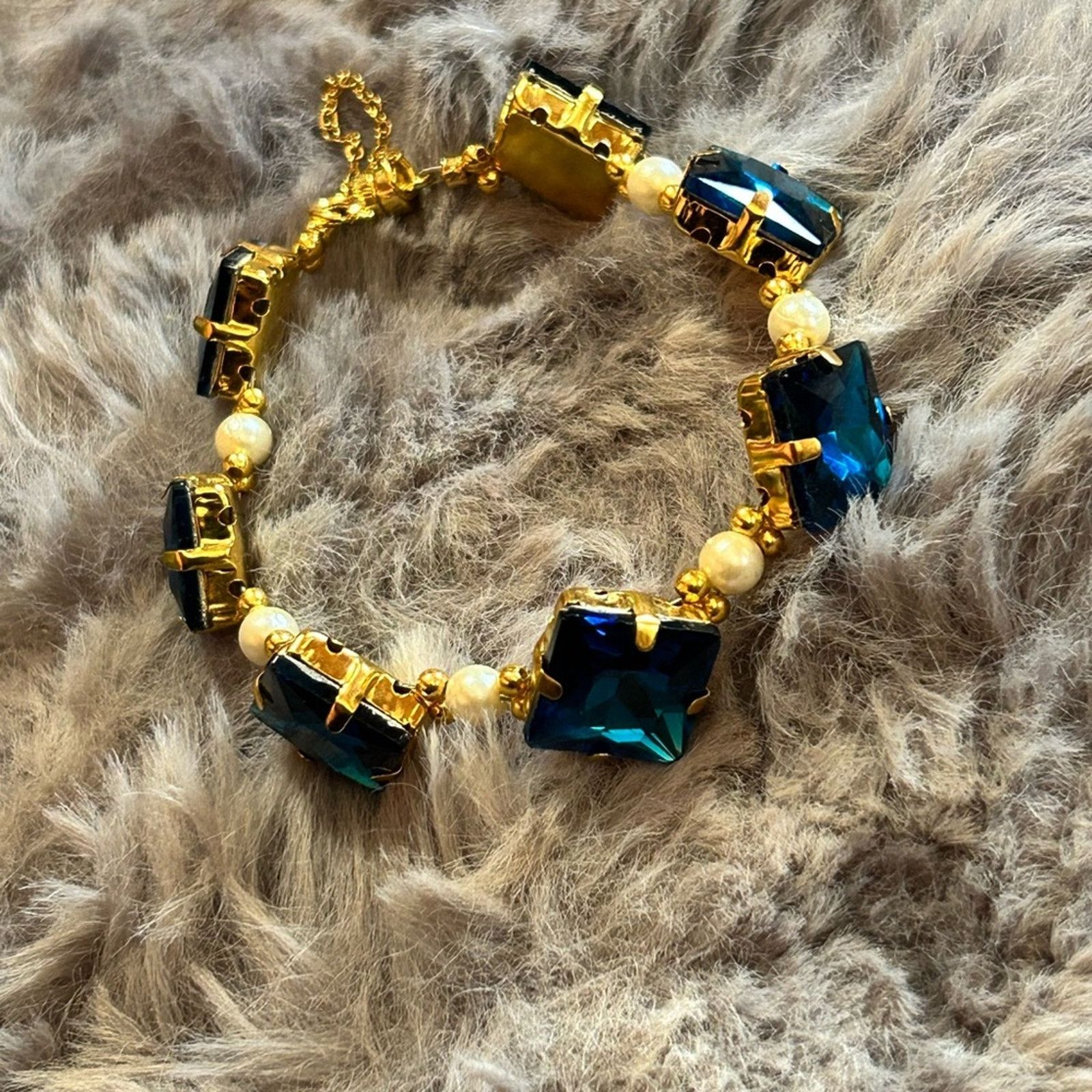Handmade Handcrafted royal blue rhinestone faux pearl bracelet Size ONE SIZE - 6 Thumbnail