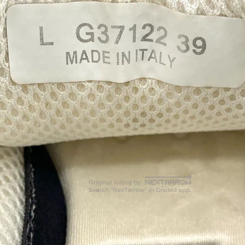 Chanel Chanel Gray and white colour-blocked logo logo laced casua Size US 8.5 / IT 38.5 - 6 Thumbnail