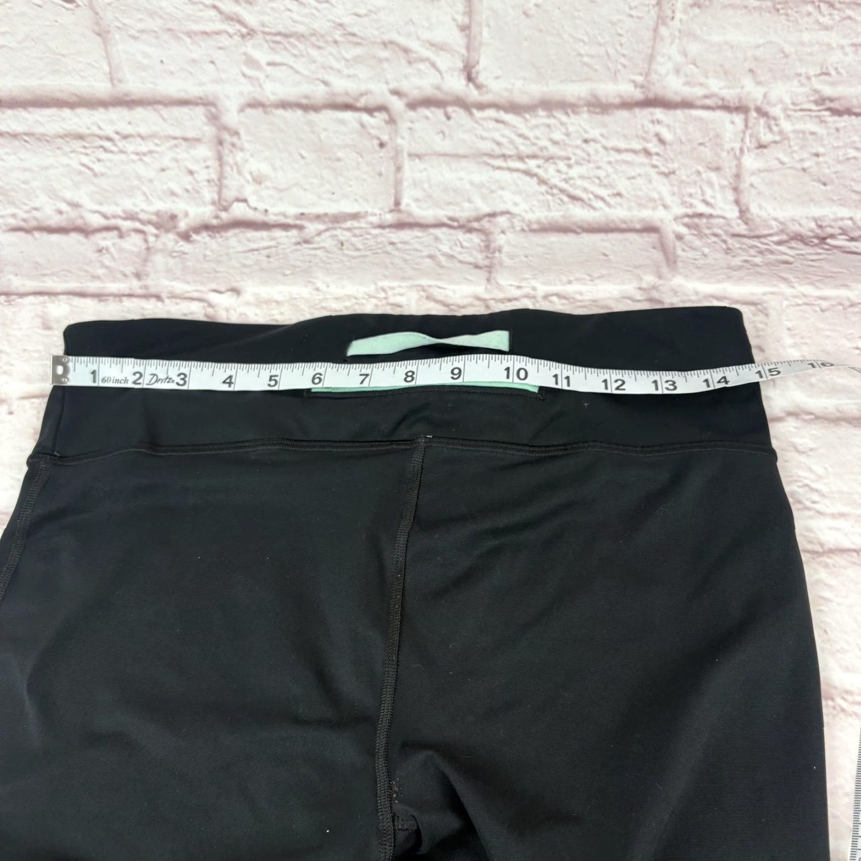 Under Armour Under Armour Pants Womens Medium Black Capri Cropped Athletic Yoga Leggings Size 32" / US 10 / IT 46 - 5 Thumbnail
