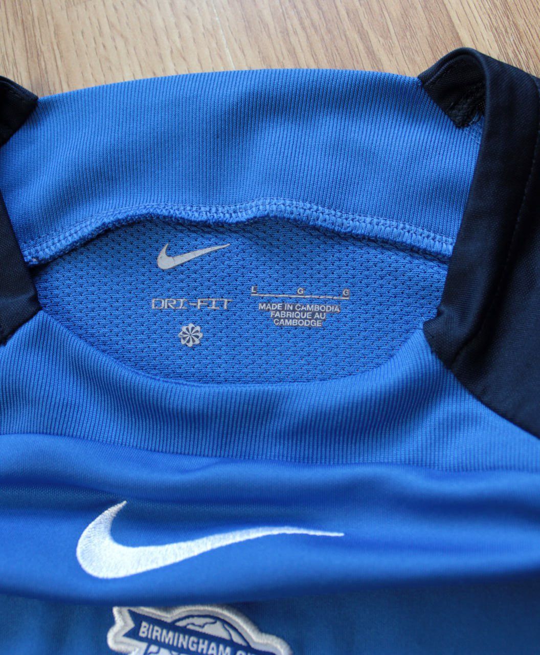 Nike 🔥 Birmingham City 2022 2023 Nike Soccer Jersey T Shirt Size US L / EU 52-54 / 3 - 4 Thumbnail