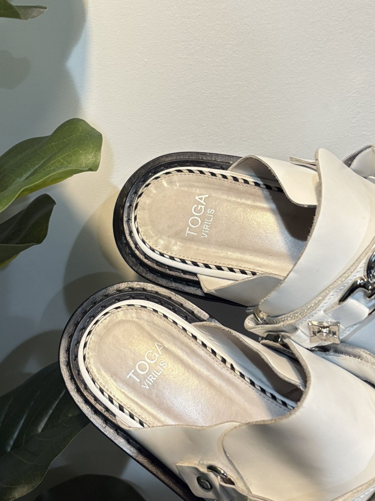 TOGA VIRILIS Toga Virilis White Slingback Loafers Size US 9 / EU 42 - 4 Thumbnail