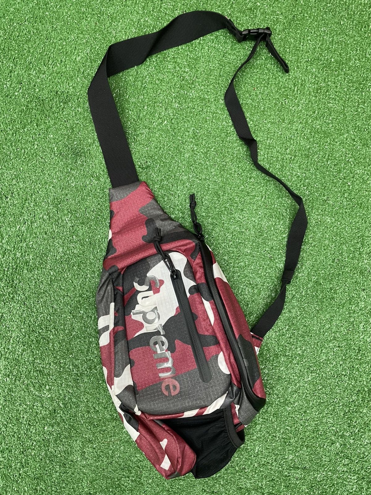 Other × Streetwear × Supreme 🔥 SUPREME Sling Bag Leopard | Grailed