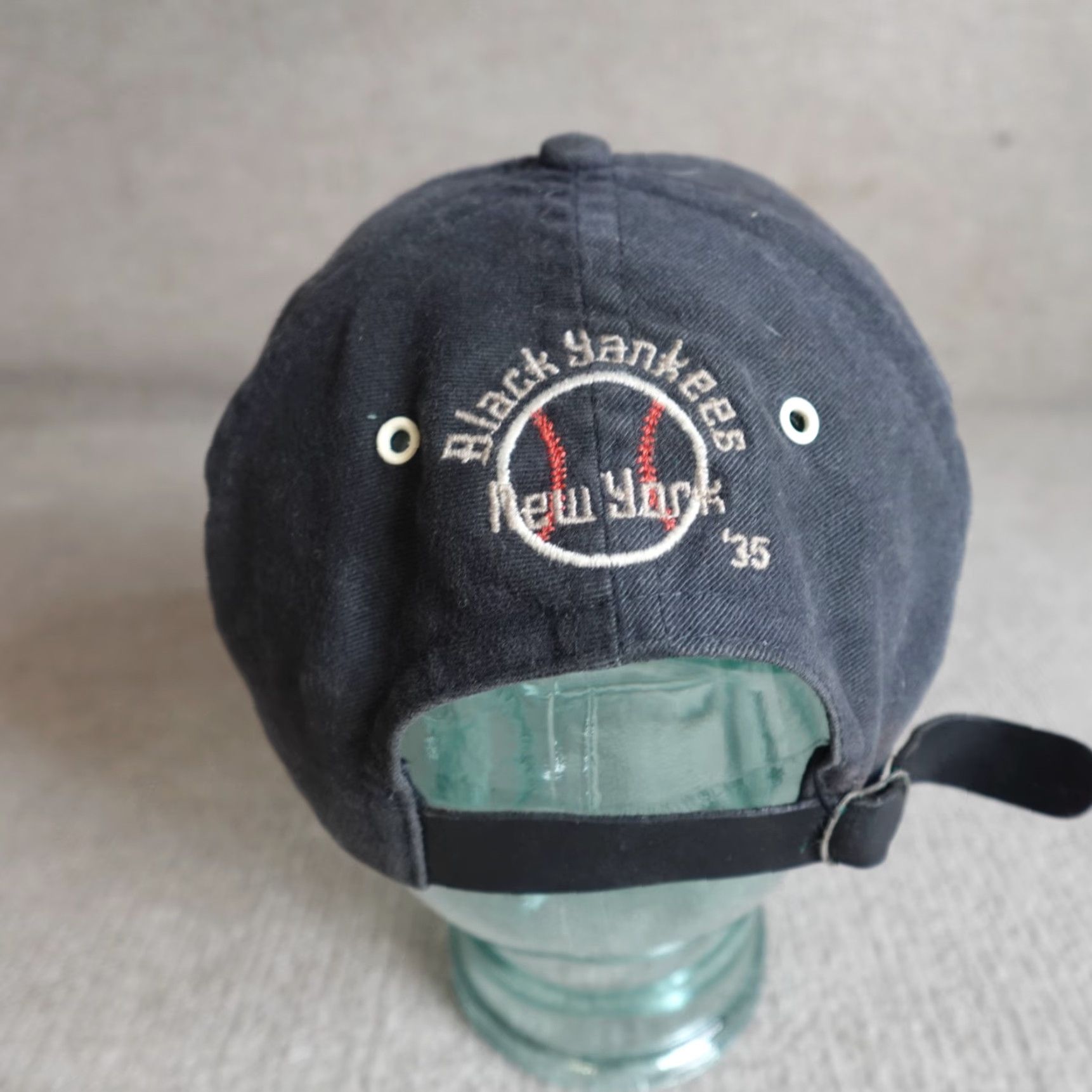 Vintage VINTAGE Blue Marlin New York Yankees Hat Baseball Cap Men One Size Black Cotton Leather Adjustable USA Sporadic Conditions Size ONE SIZE - 4 Thumbnail