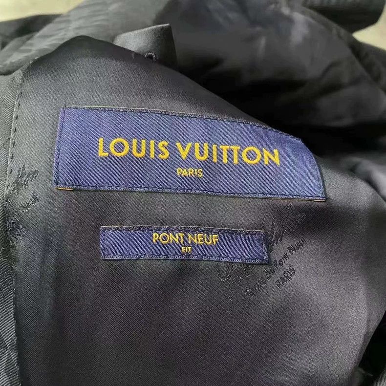 Louis Vuitton louis vuitton Black dark stripe full logo blazer suit 2502- Size 50R - 3 Thumbnail