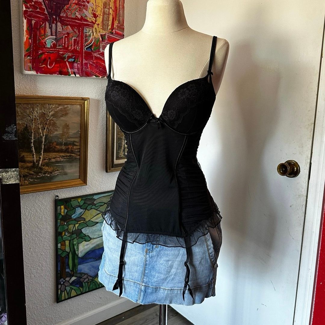 Victoria's Secret victorias secret black lace push up bra corset top Size ONE SIZE - 1 Thumbnail