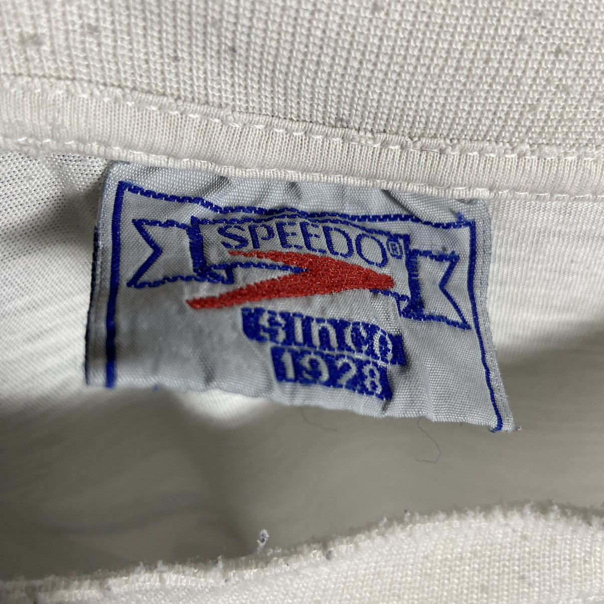 Speedo × Vintage Vintage 90s Speedo Devil Single Stitch Tee Size US XL / EU 56 / 4 - 7 Thumbnail