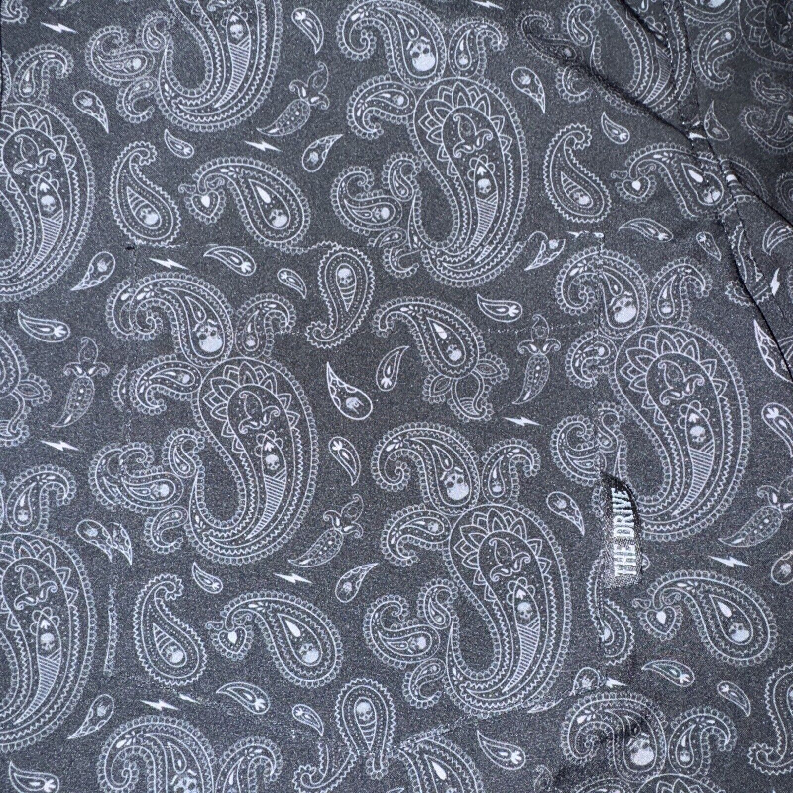 Japanese Brand × Vintage The Drive Satin Short Sleeve Button Up Shirt Paisley M 20x28 Size US M / EU 48-50 / 2 - 2 Thumbnail