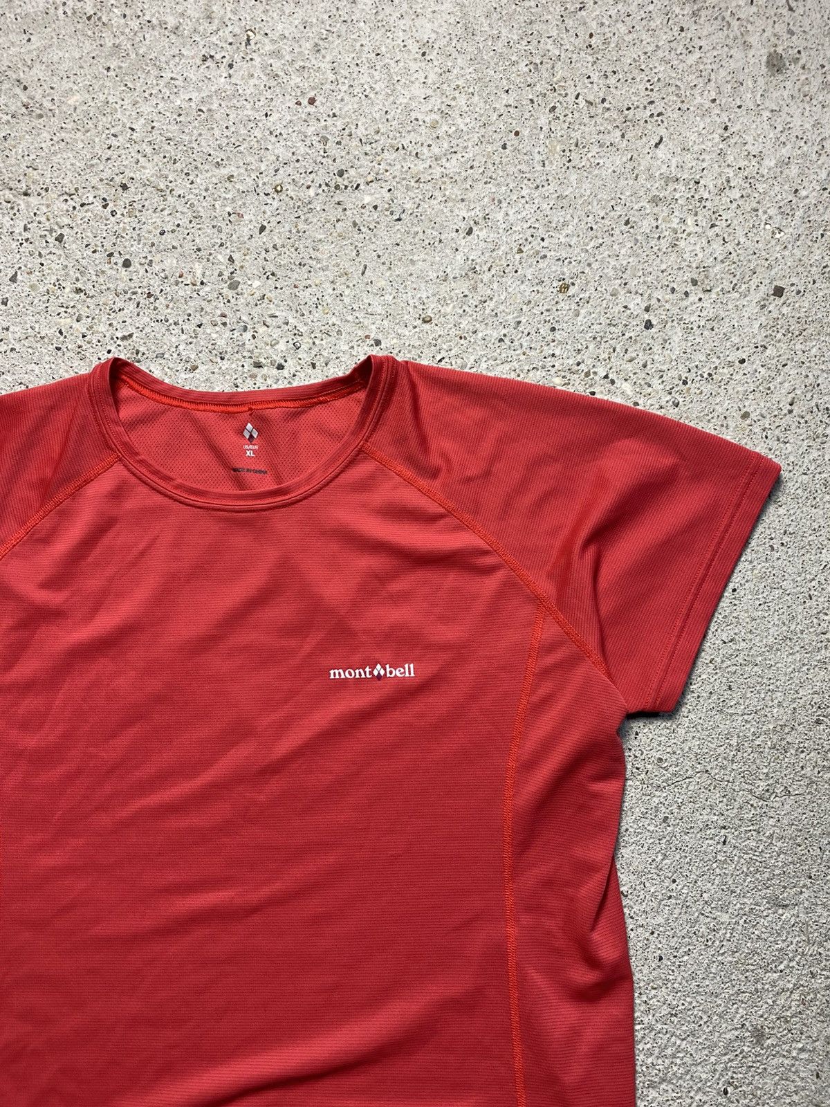 Montbell Montbell tshirt women mountains red Size L / US 10 / IT 46 - 8 Thumbnail