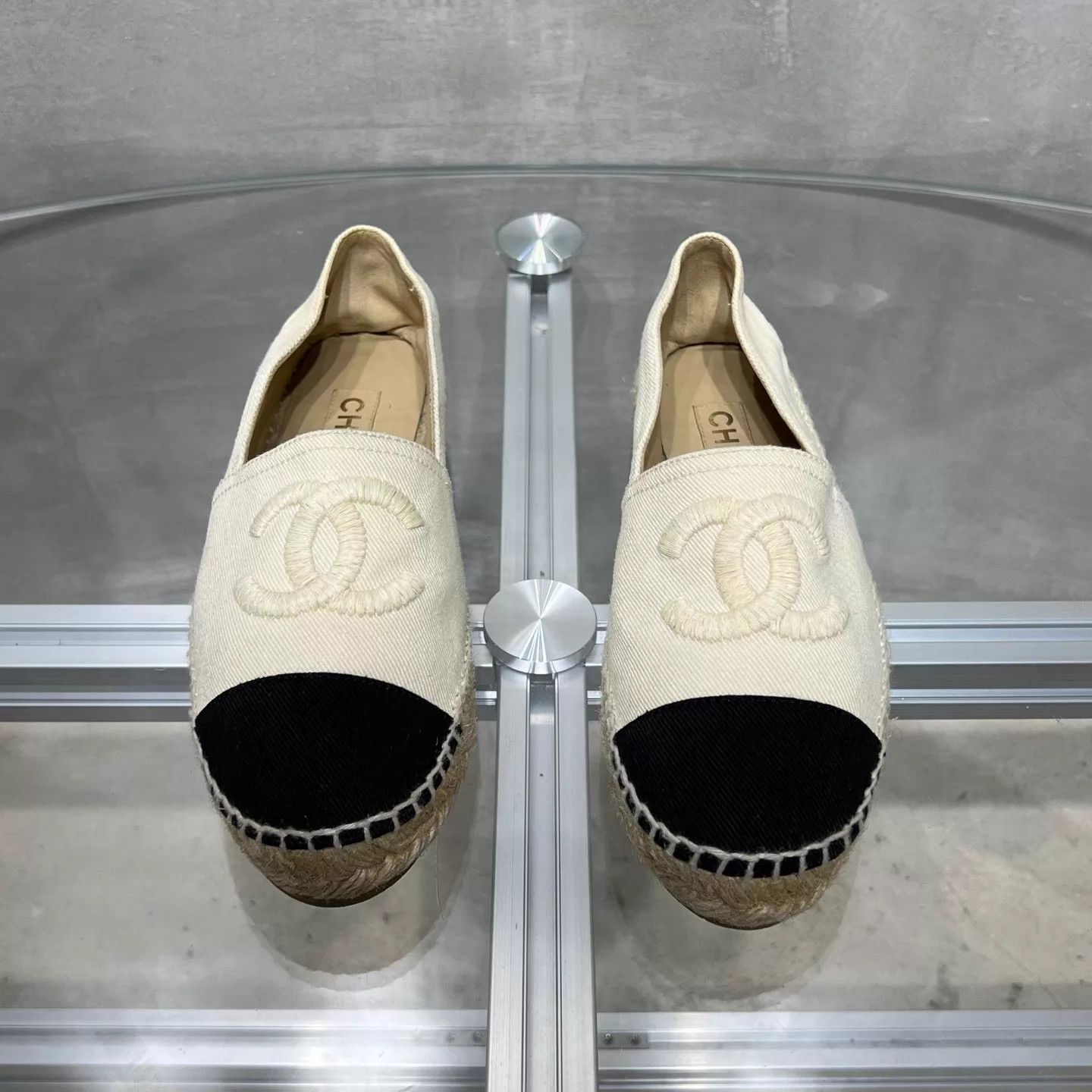Chanel Chanel Cream Fisherman Shoes 36 Size US 5.5 / IT 35.5 - 1 Thumbnail