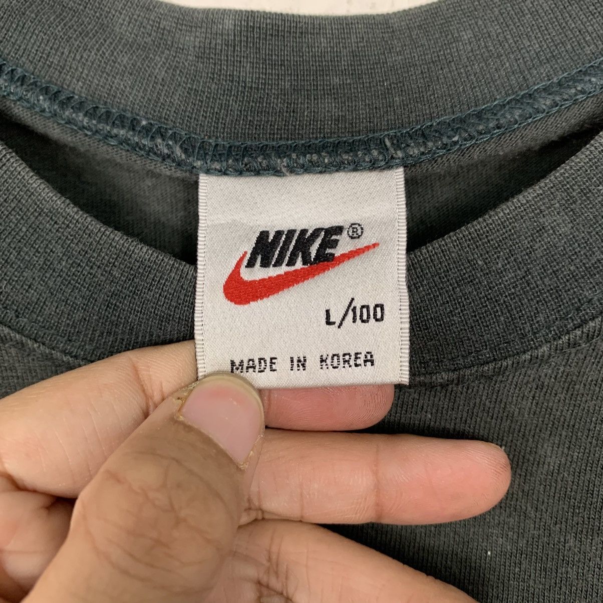 Nike Vintage 90s Nike Football T-shirt Size US M / EU 48-50 / 2 - 12 Thumbnail