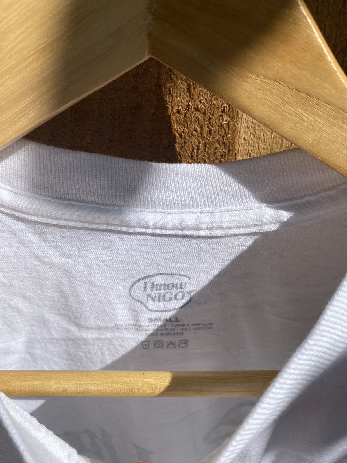 Nigo Nigo “I know NIGO” carpet Tee White Size US S / EU 44-46 / 1 - 4 Thumbnail