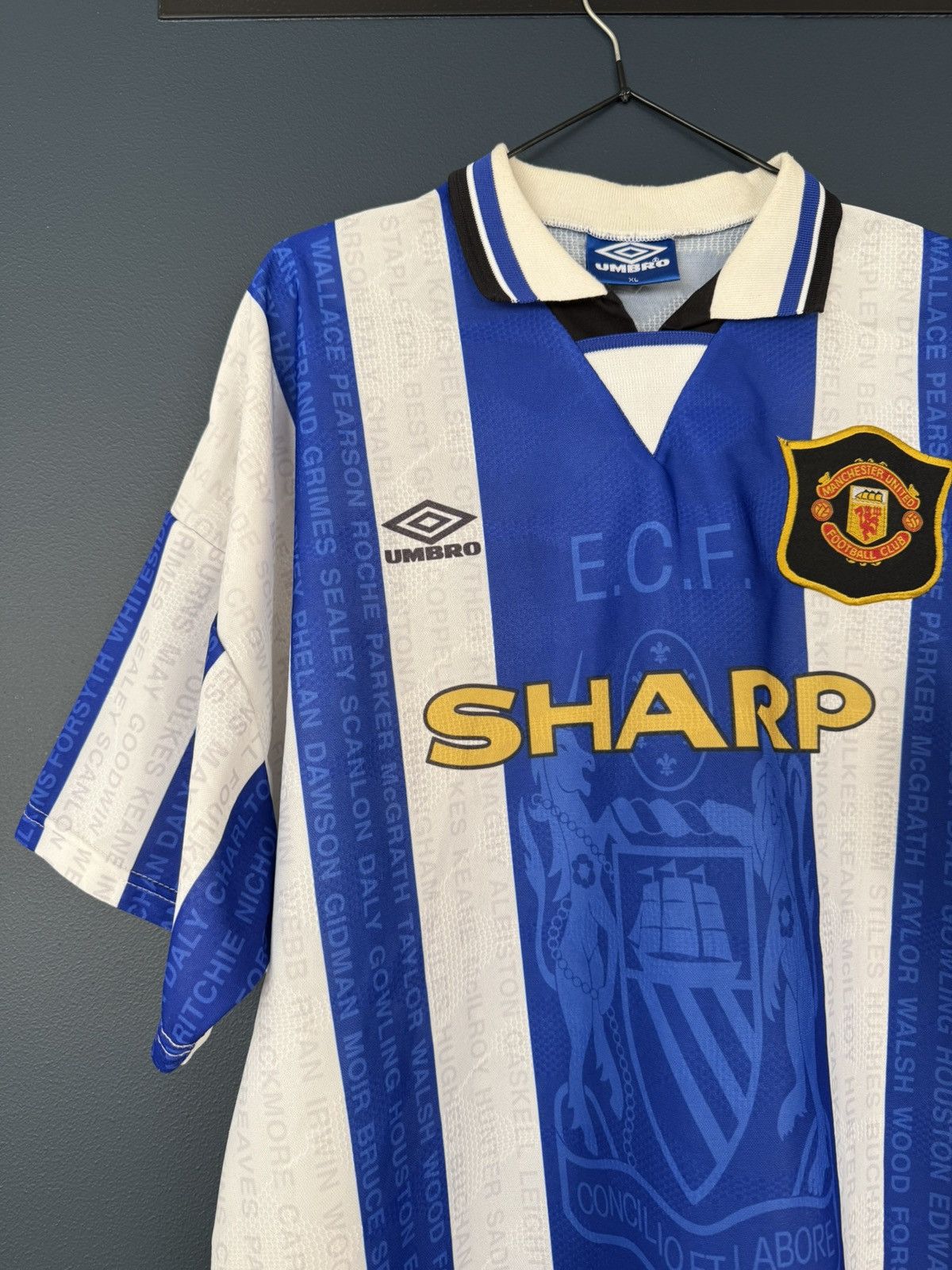 Umbro Manchester United 1994-96 Umbro Retro Soccer Away Jersey Size US XL / EU 56 / 4 - 9 Thumbnail