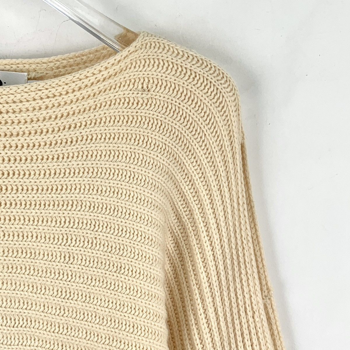 Dior Dior Beige Cashmere Irregular Long Sleeve Knit Sweater K26WX Size L / US 10 / IT 46 - 3 Thumbnail