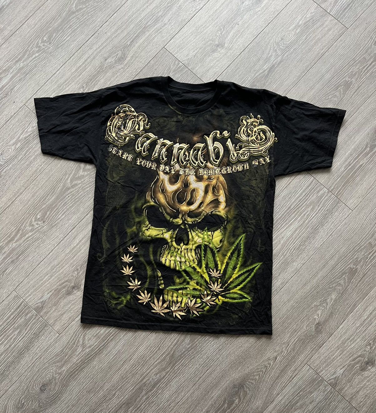 Vintage Y2K Cannabis Tee Rasta Drugs Shirt