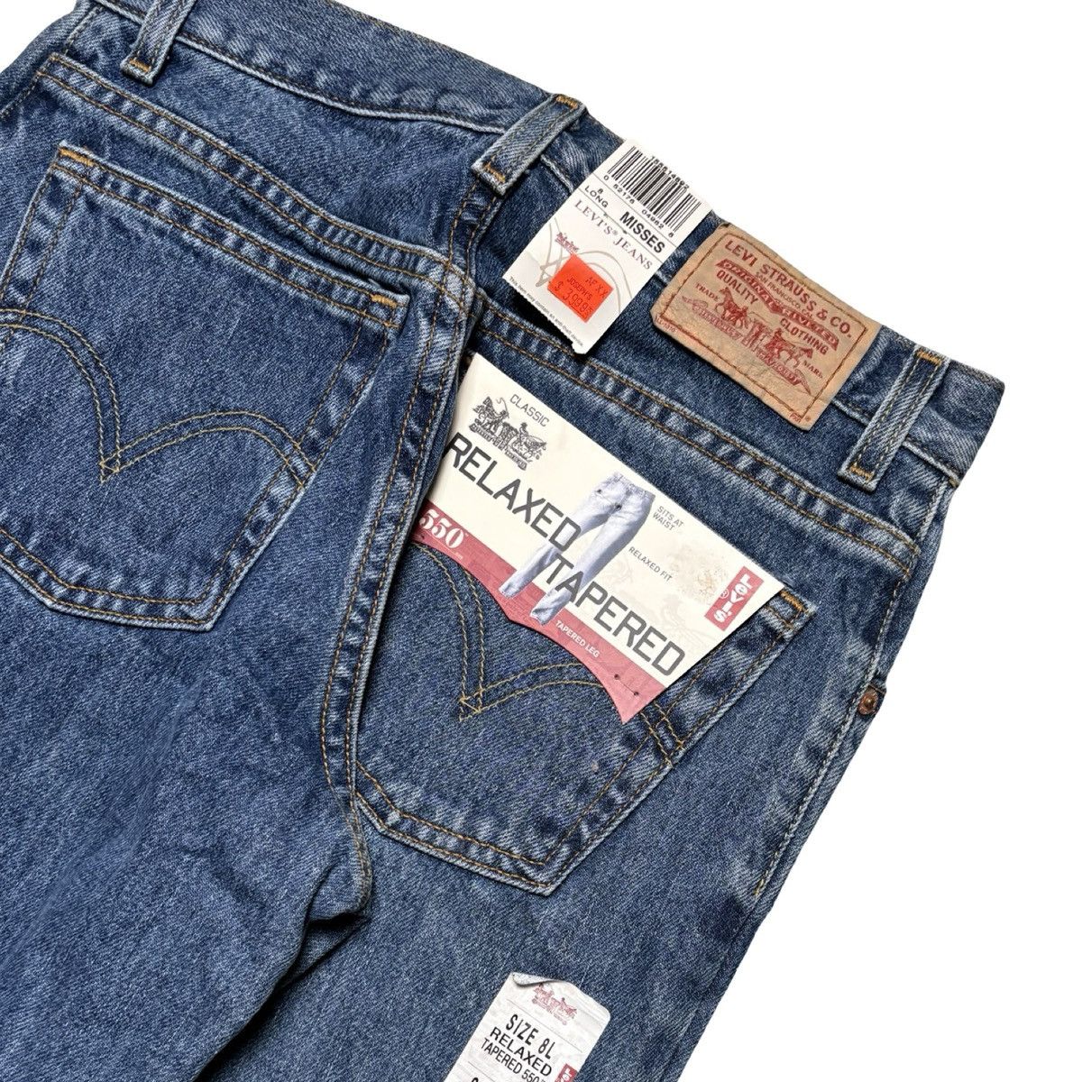 Levi's Y2K Levi's 550 Relaxed Tapered Dark Wash Jeans NOS 8 28" Size 30" / US 8 / IT 44 - 2 Thumbnail