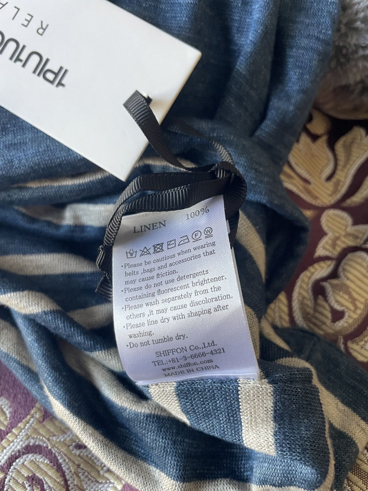 Japanese Brand 1PIU1UGUALE3 LS boat neck linen shirt NWT Size US M / EU 48-50 / 2 - 11 Thumbnail