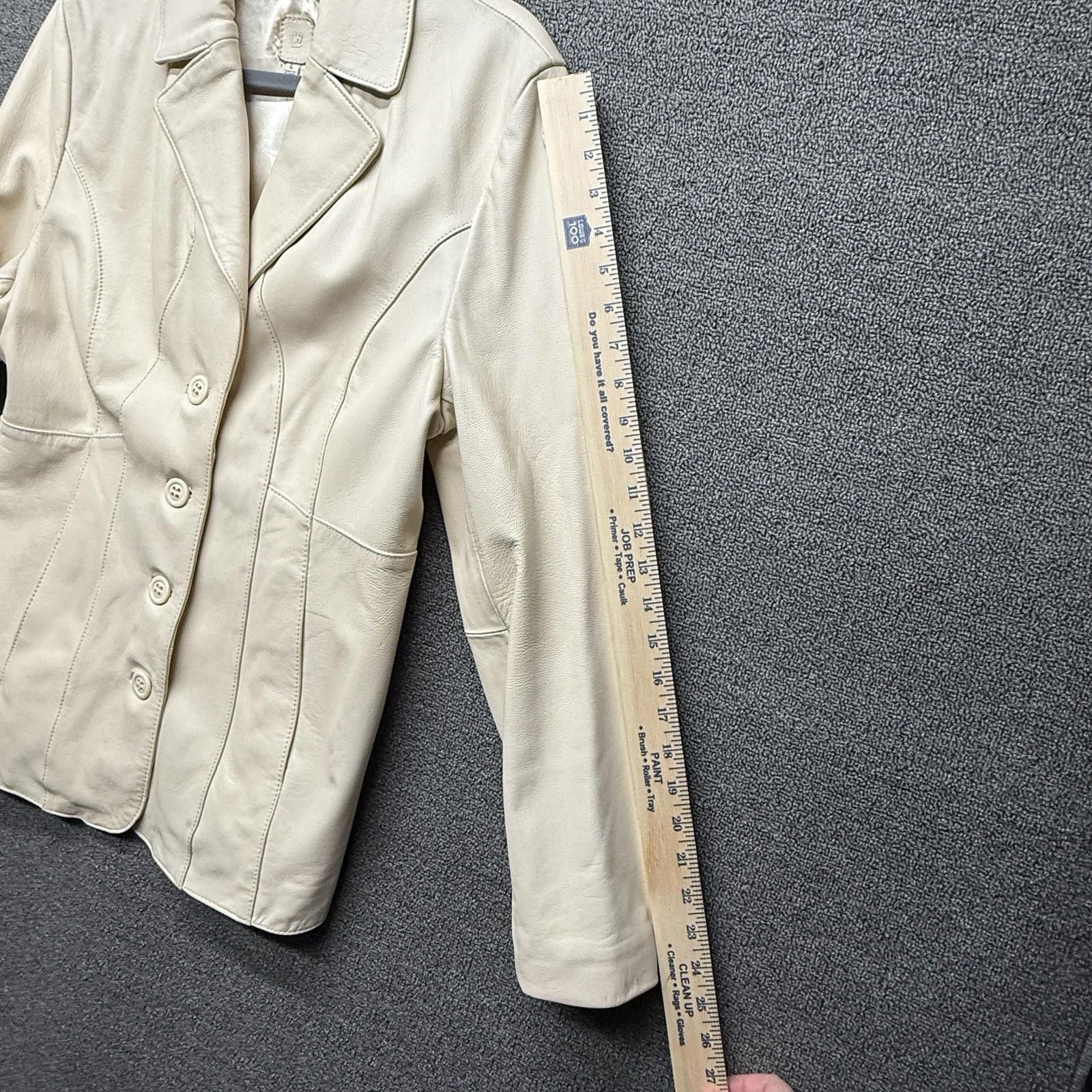 Wilsons Leather Vintage Wilsons Leather Ivory Cream Leather Jacket Women’s L Size L / US 10 / IT 46 - 8 Thumbnail