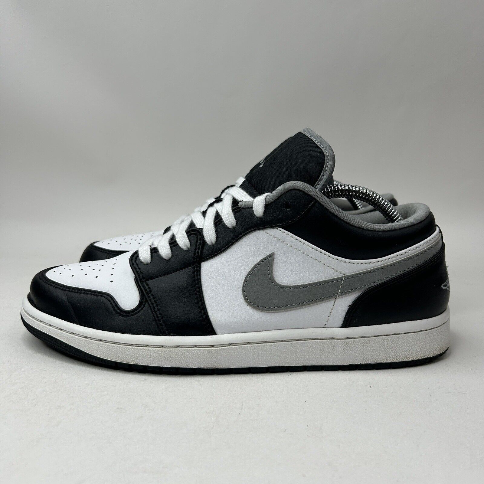 Nike Nike Air Jordan 1 Retro Low “White Black Medium Grey” 2023 Size US 10.5 / EU 43-44 - 6 Thumbnail