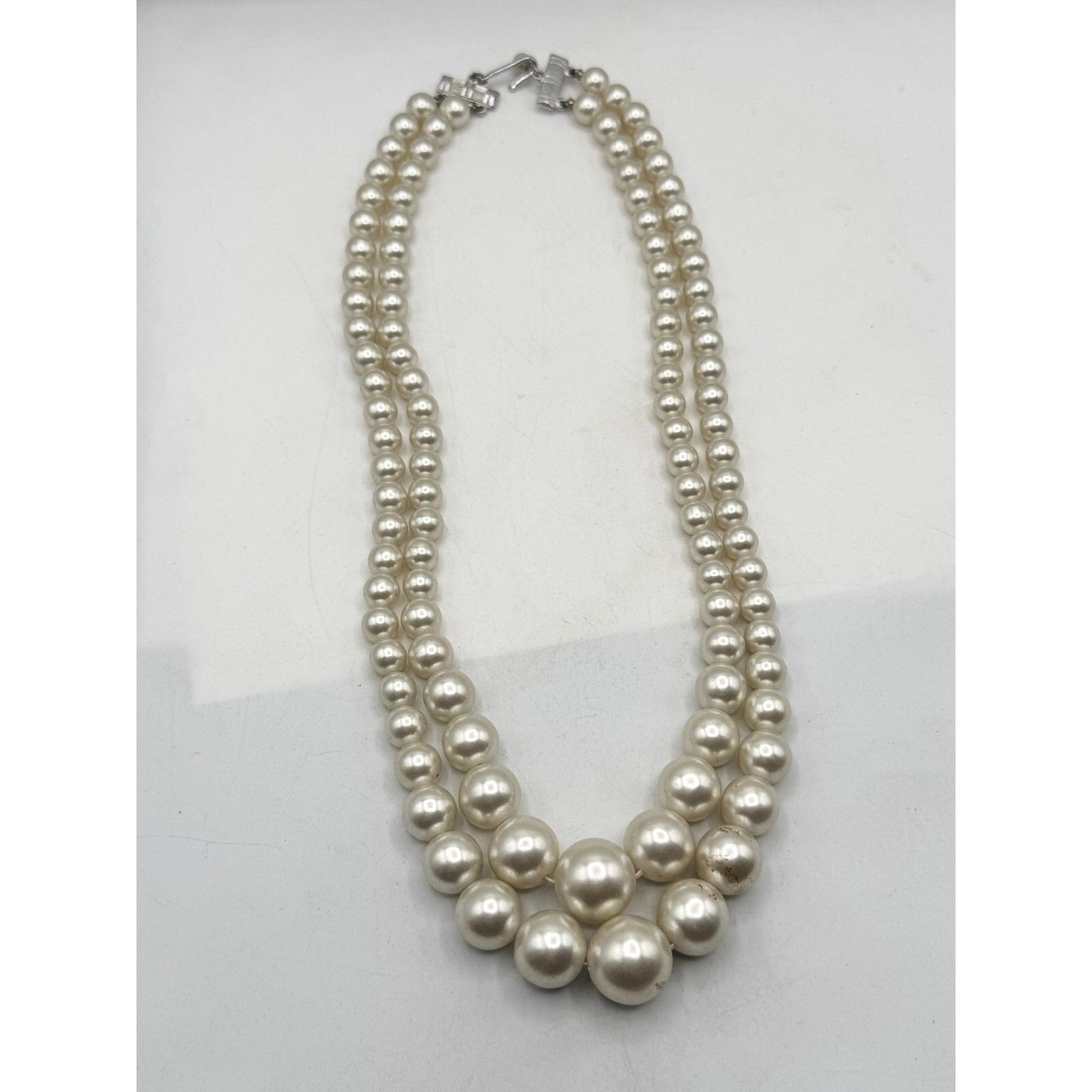Vintage Vintage Japan Faux Pearl graduating beaded double strand nec Size ONE SIZE - 5 Thumbnail