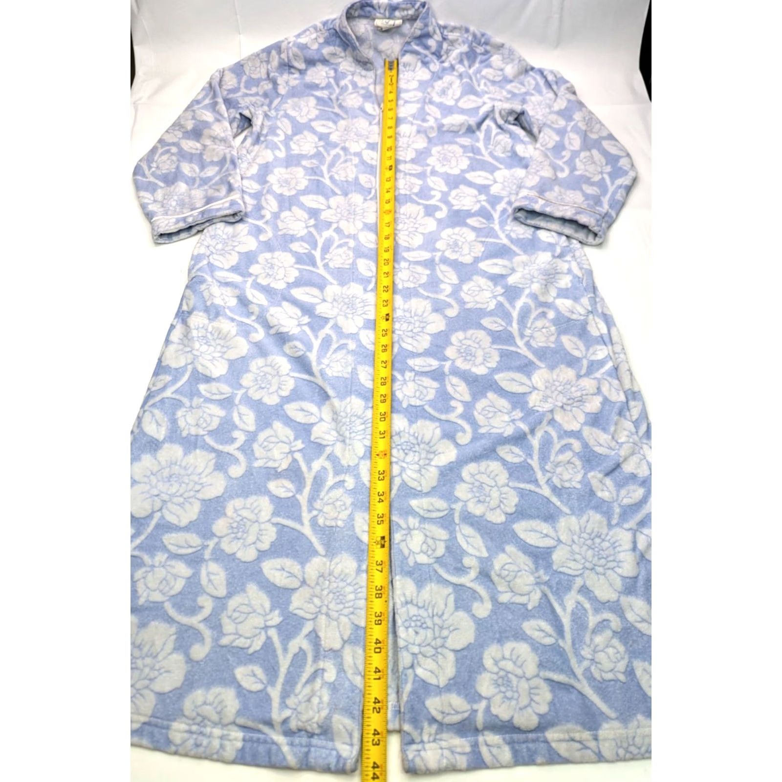 Charter Club Charter Club Robe Women L Blue Floral Full Zip Fleece Kimono Christmas Holiday Pattern Size ONE SIZE - 2 Thumbnail