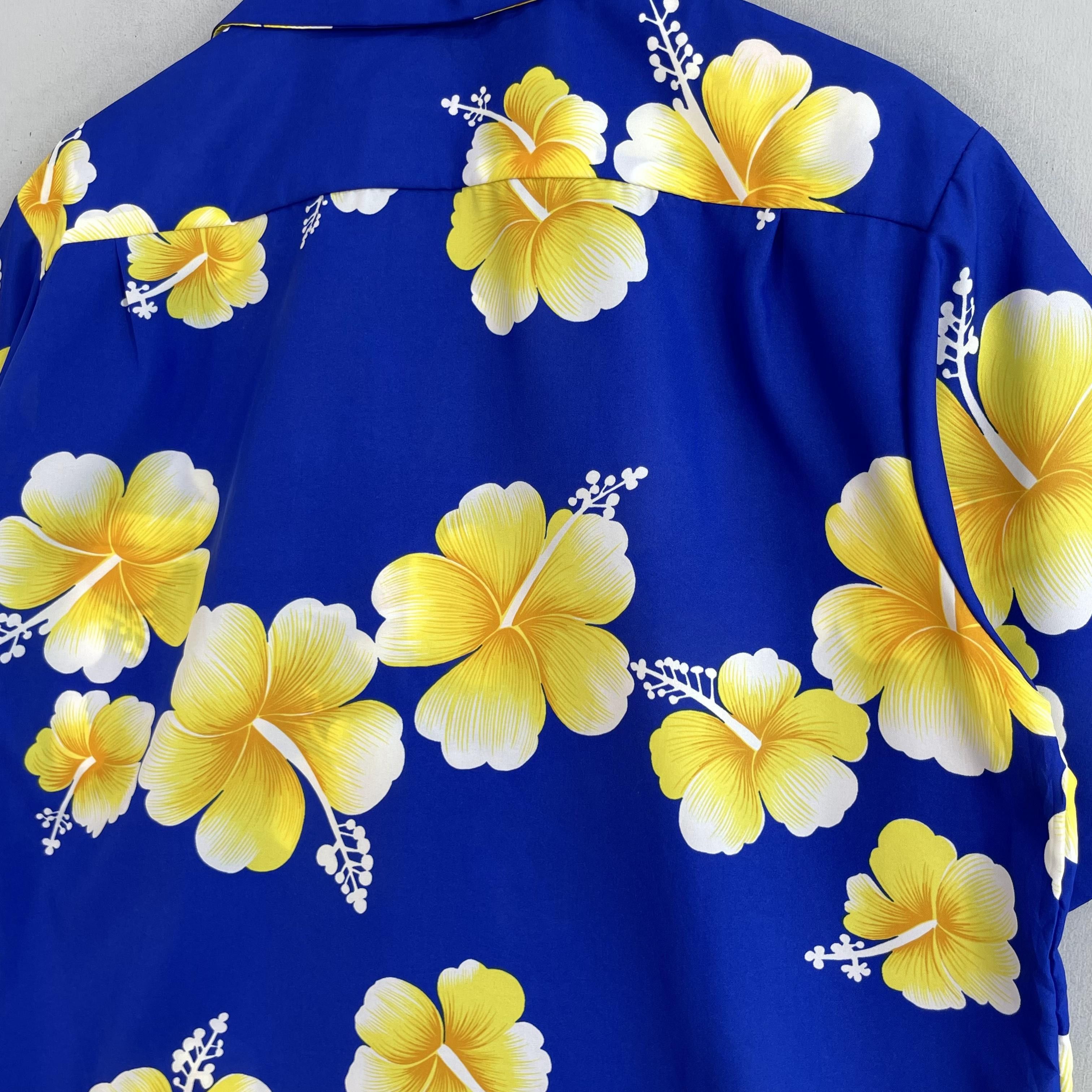 Batik Bay × Vintage Vintage Hawaiian Hibiscus Flower Motive Button Up Size US XL / EU 56 / 4 - 7 Thumbnail