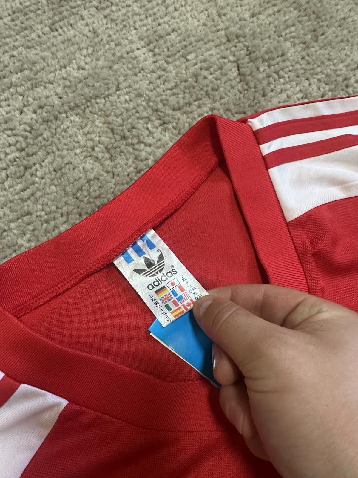 Adidas WALES JERSEY REMAKE RETRO REPLICAS FOOTBALL SHIRT 1980/84 Size US XL / EU 56 / 4 - 4 Thumbnail