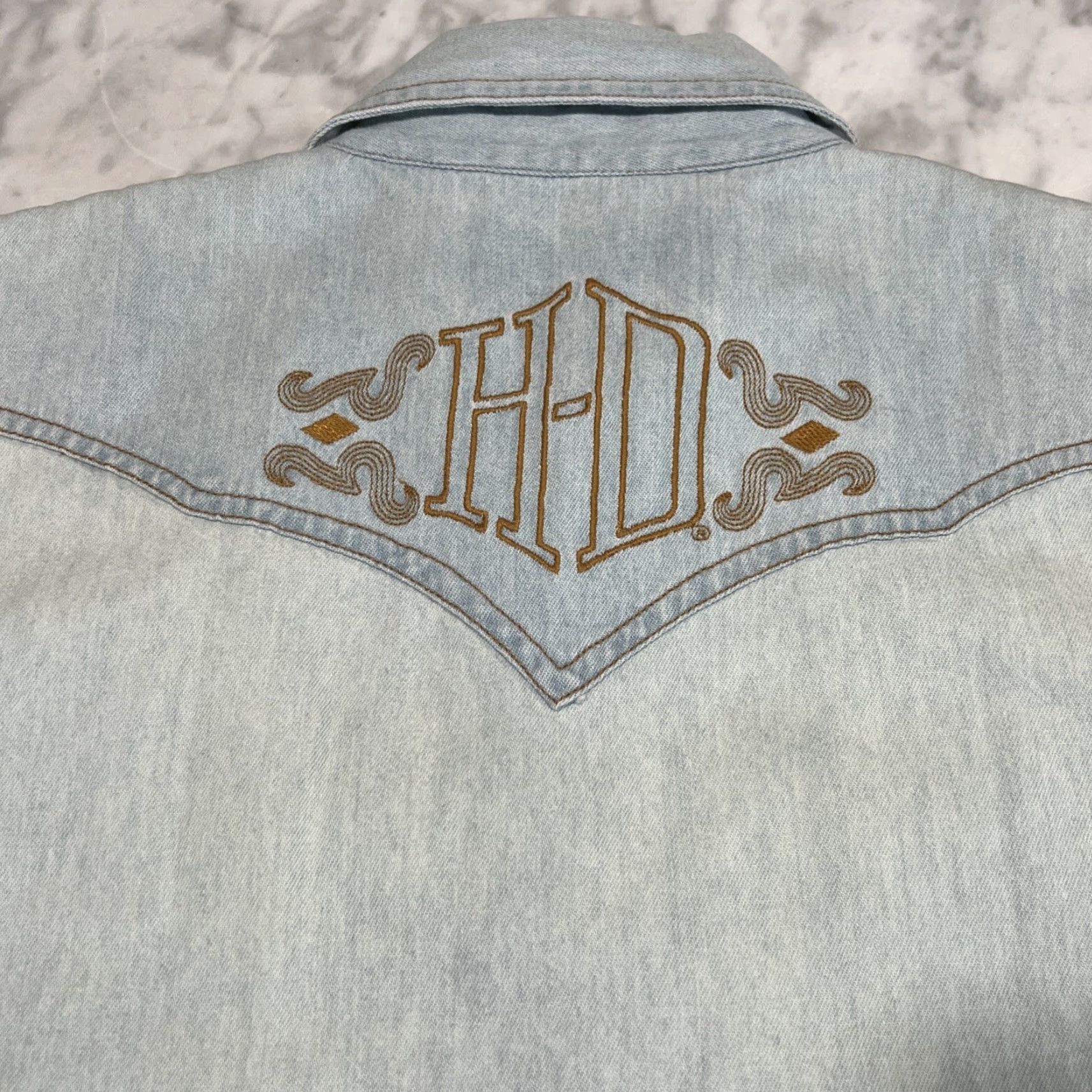 Harley Davidson Harley-Davidson Motorcycles Sleeveless Denim Shirt Womens Medium Snaps Nice Fade Size M / US 6-8 / IT 42-44 - 2 Thumbnail