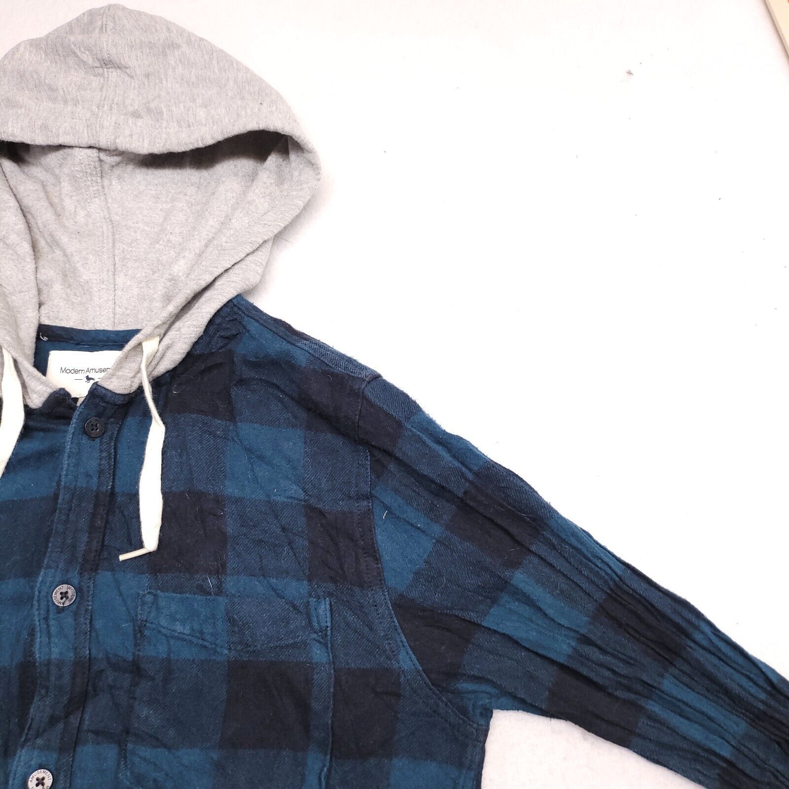 Modern Amusement Modern Amusement Long Sleeve Hoodie Mens Size M Blue Plaid Size US M / EU 48-50 / 2 - 5 Thumbnail