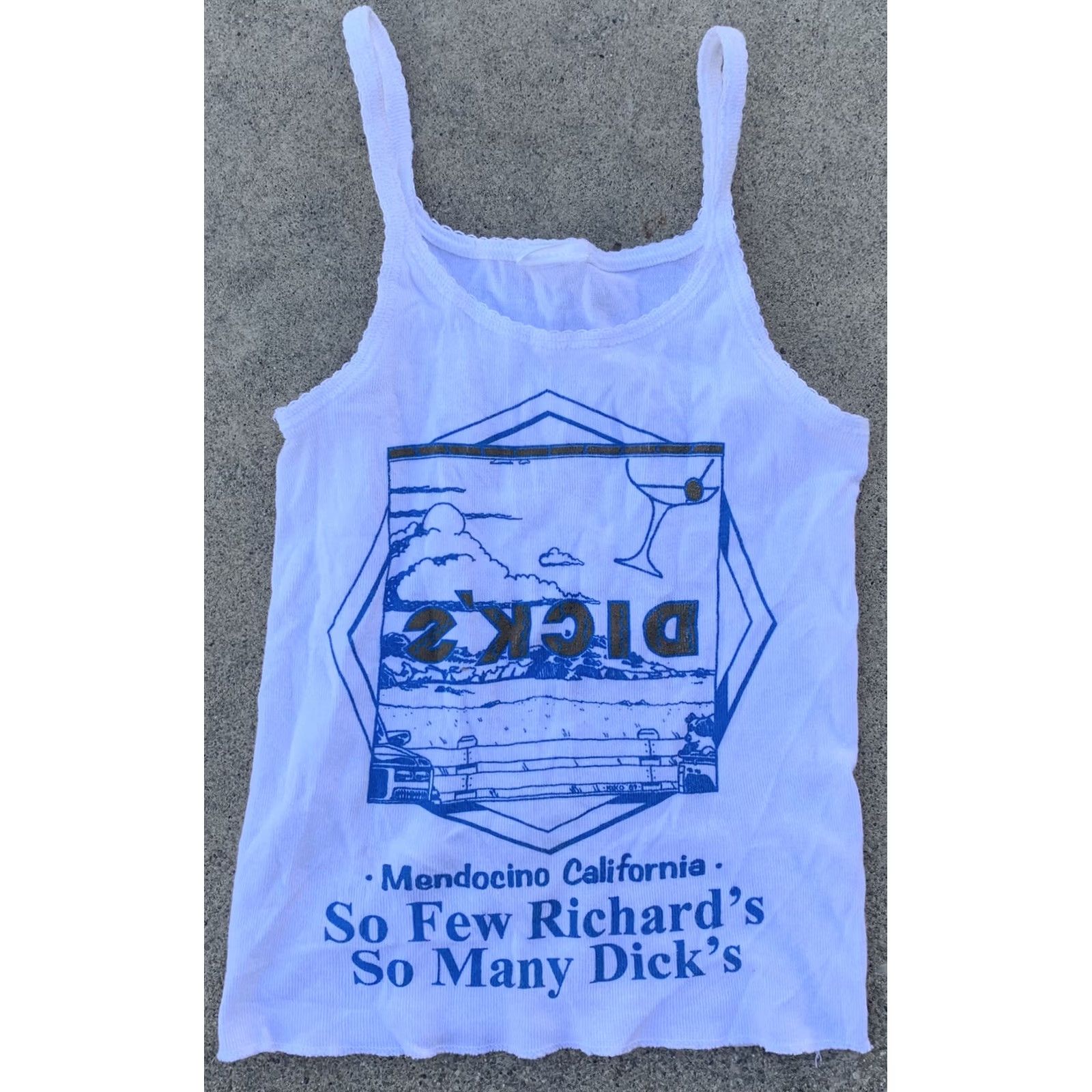 Vintage VINTAGE Dick’s Mendocino California So Few Richards So Many Dicks Graphic Tank Top XS White Women Size XS / US 0-2 / IT 36-38 - 5 Thumbnail