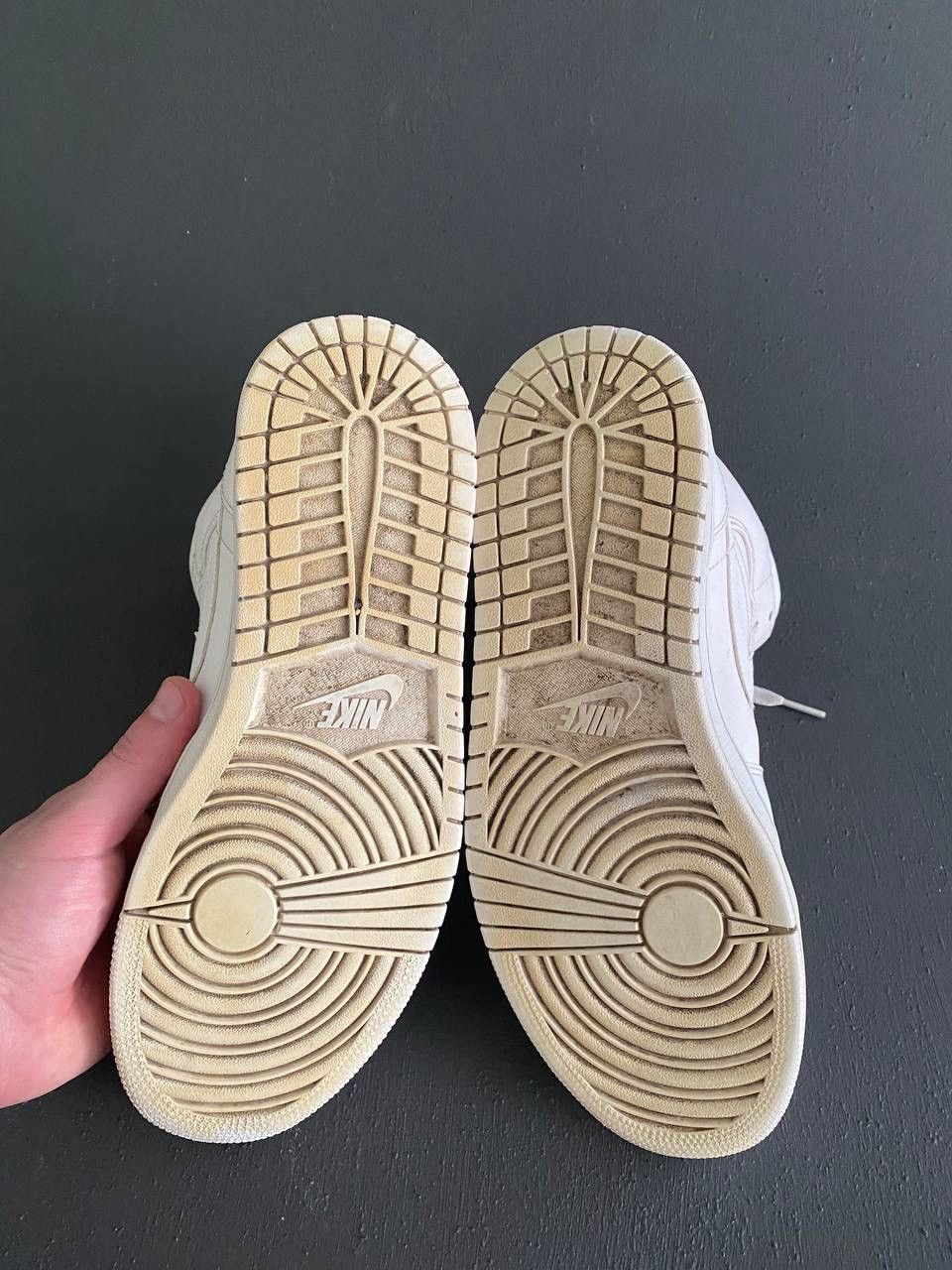 Jordan Brand Nike Air Jordan 1 Mid (Triple White). Size US 10 / EU 43 - 5 Thumbnail