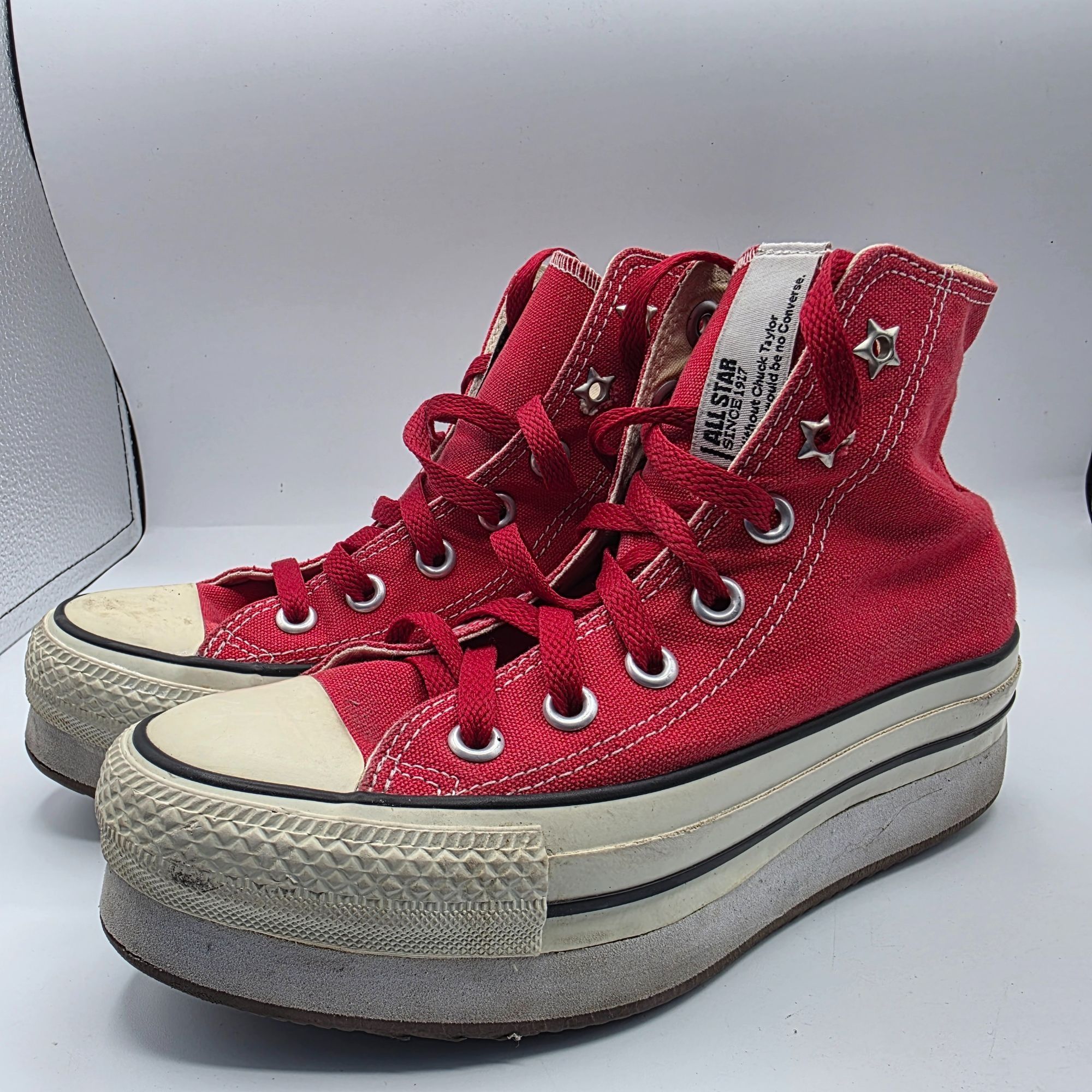 Converse Converse Chuck Taylor All Star Womens Size 3.5 Red Platform Size US 6 / IT 36 - 4 Thumbnail