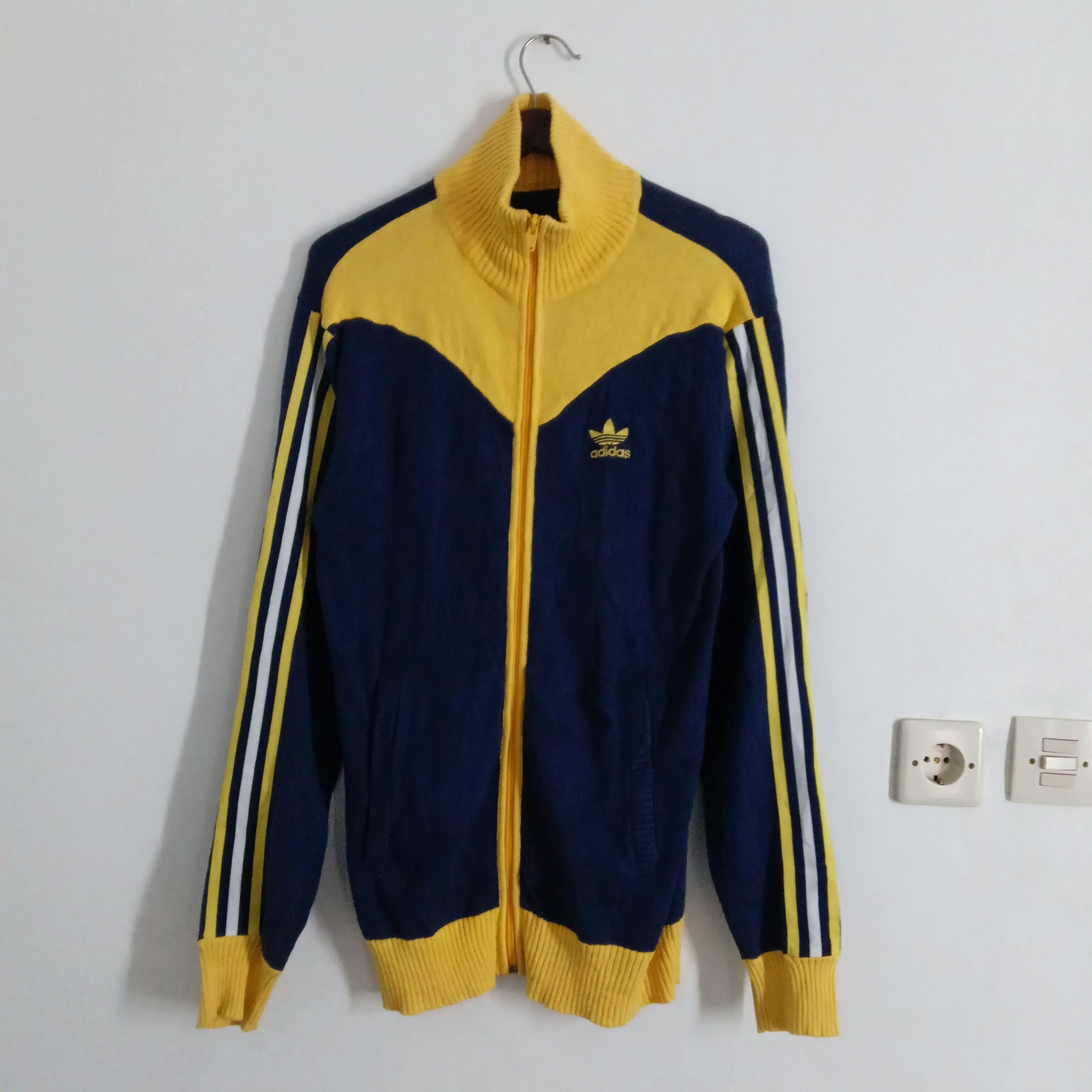 Adidas Vintage Adidas 3 stripe knitwear sport Size US S / EU 44-46 / 1 - 1 Thumbnail