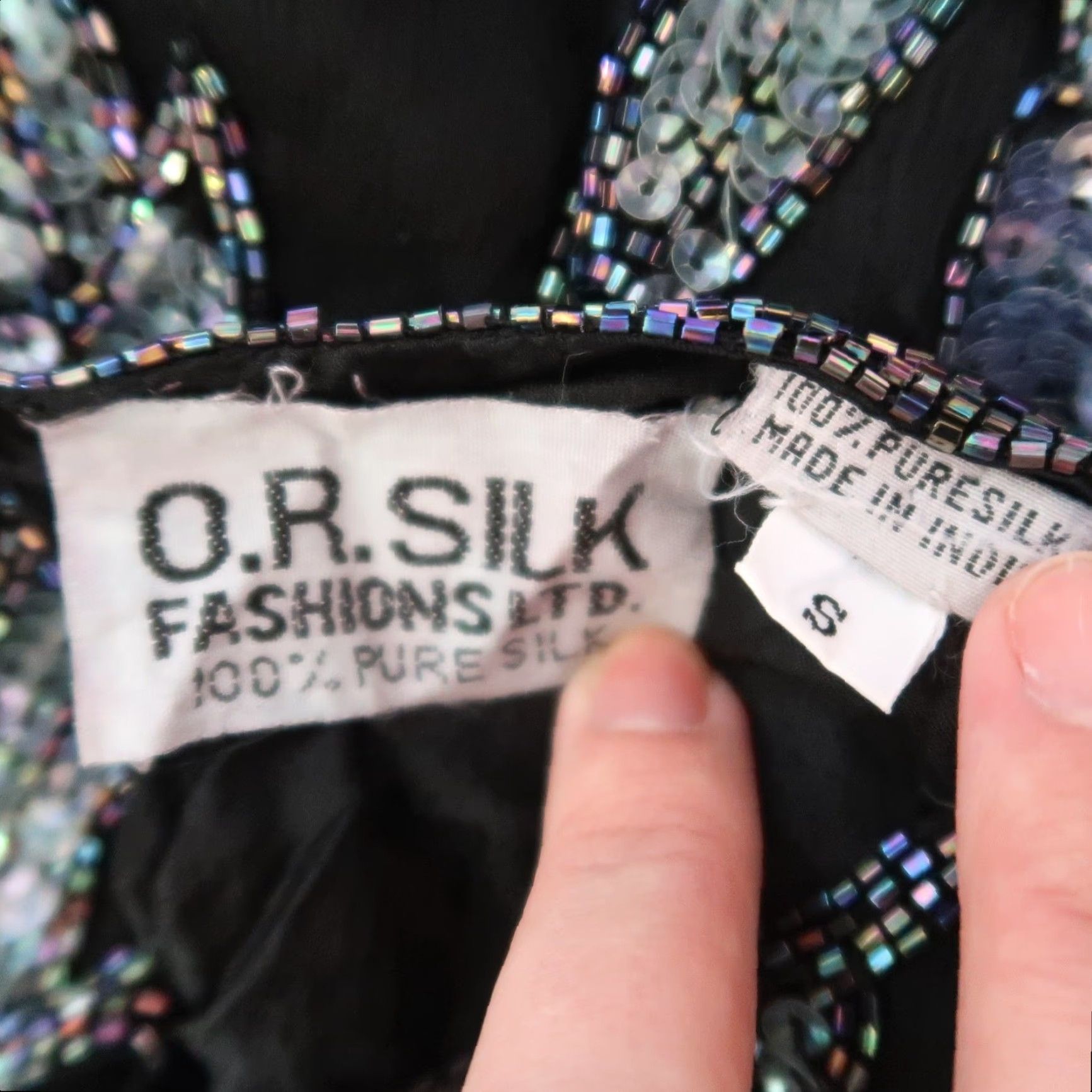 Vintage VINTAGE J.K. Laing Black Silk Floral Beaded Sequin Top S Women Blouse 90s Bohemian Size S / US 4 / IT 40 - 6 Thumbnail