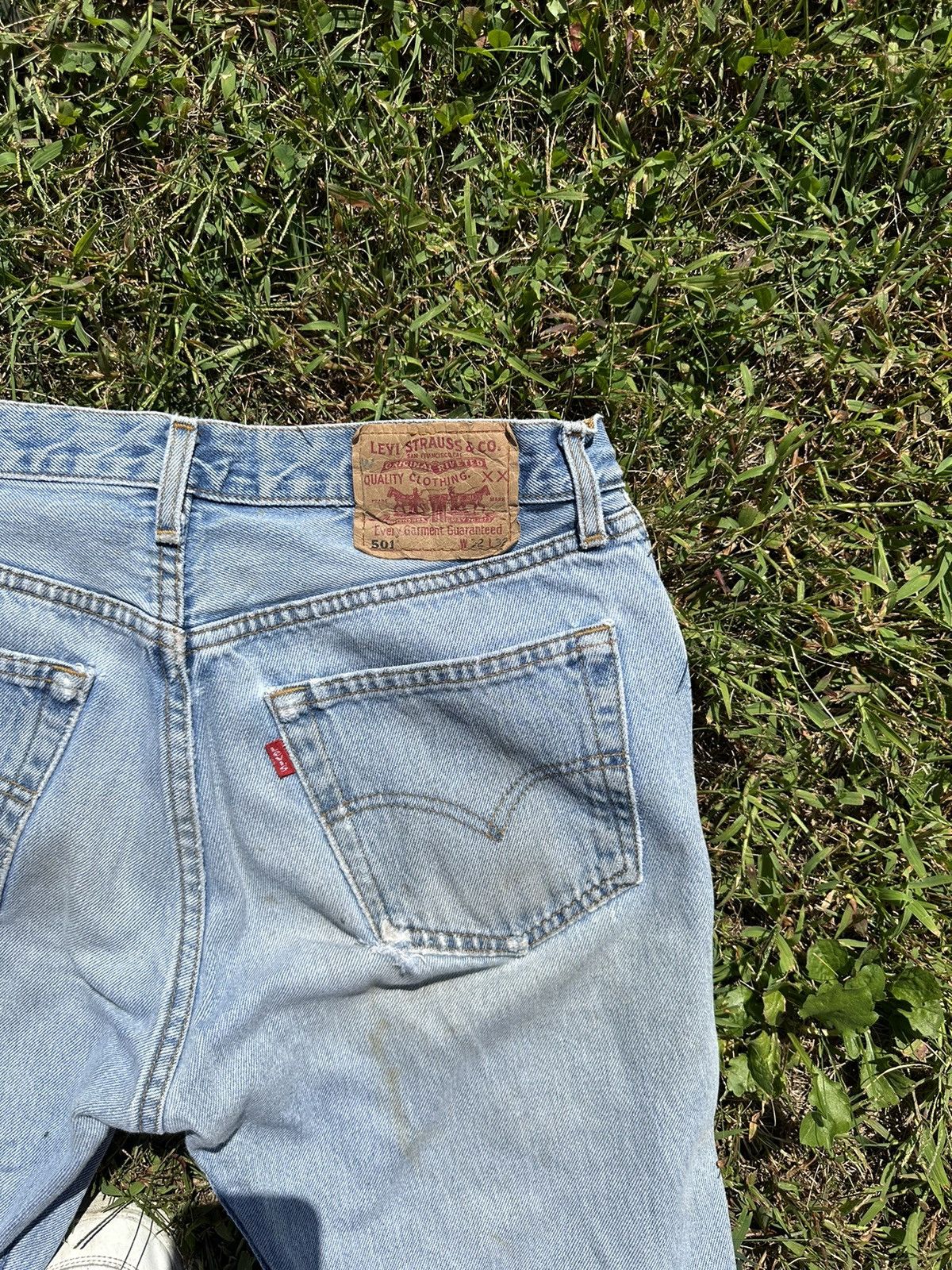 Levi's × Levi's Vintage Clothing × Vintage Vintage Levi’s 501 32x32 Size US 32 / EU 48 - 2 Thumbnail