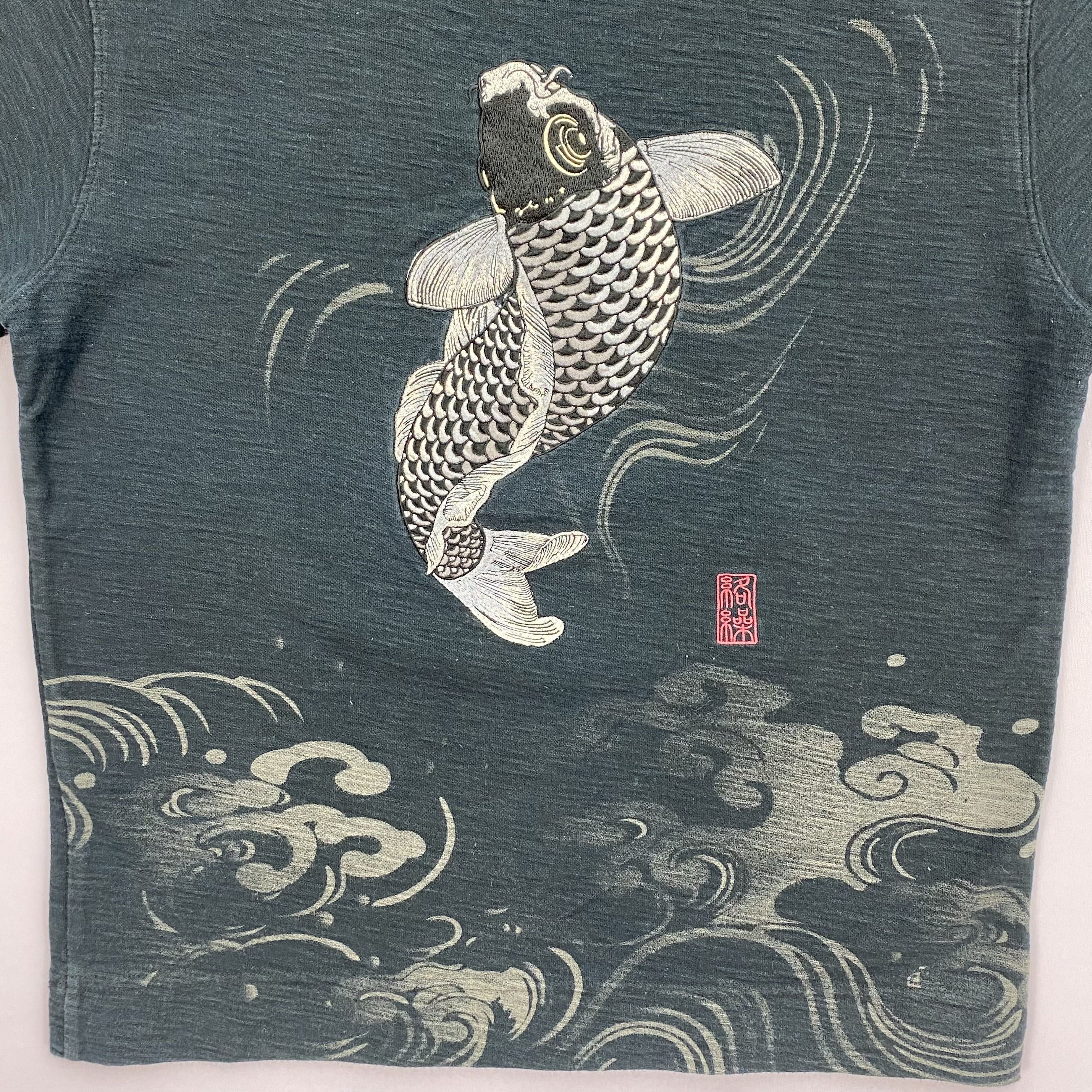 Japanese Brand Vintage Japanese Koi Fish Sukajan T-Shirt Crewneck Tee Size US L / EU 52-54 / 3 - 3 Thumbnail