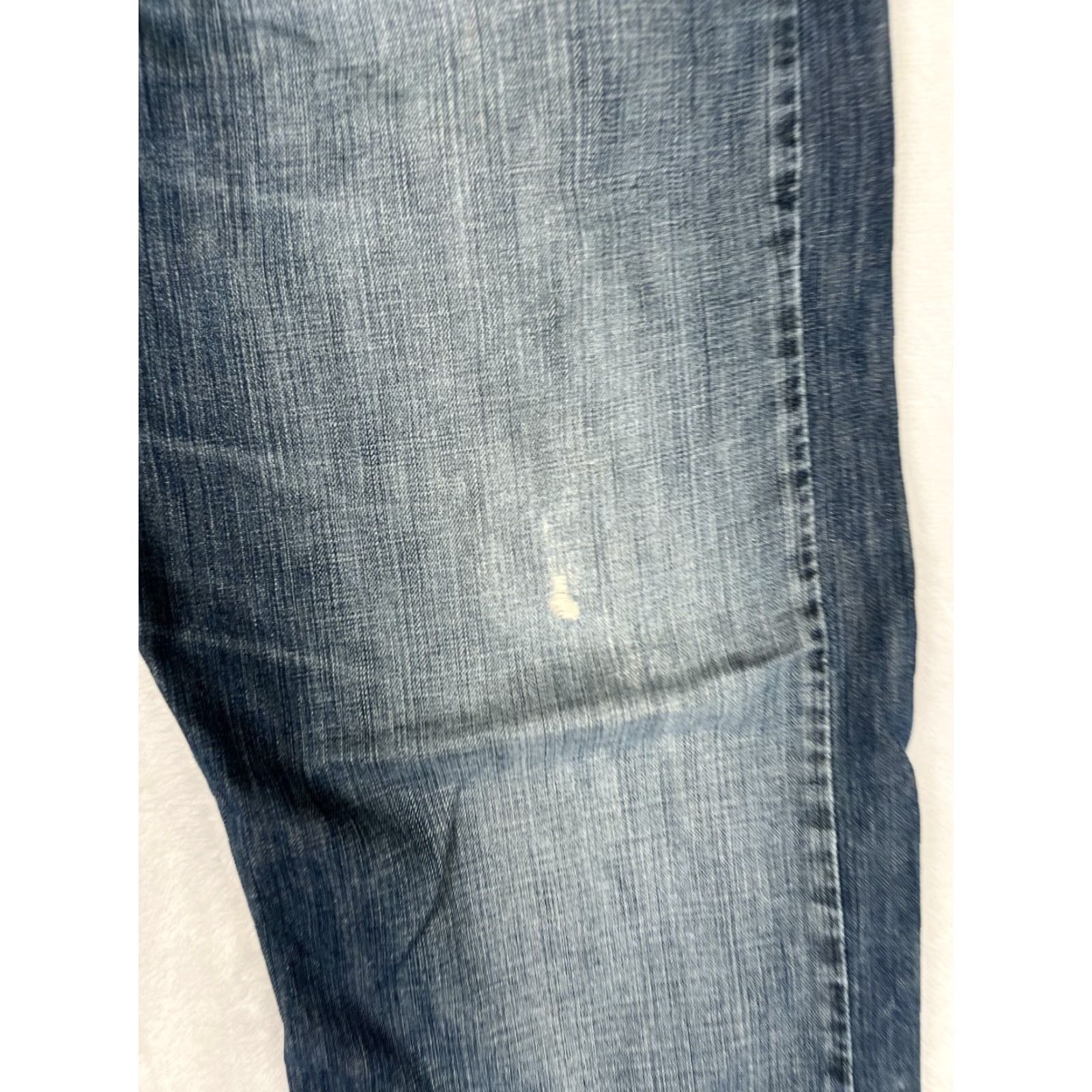 Levi's VINTAGE Levi's 514 Slim Straight Blue Denim Jeans 38x32 Men Regular Size US 38 / EU 54 - 2 Thumbnail