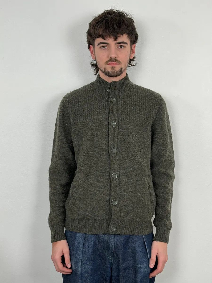 Armani 2010s Armani Khaki Green Wool Buttoned Sweater Size US S / EU 44-46 / 1 - 2 Thumbnail