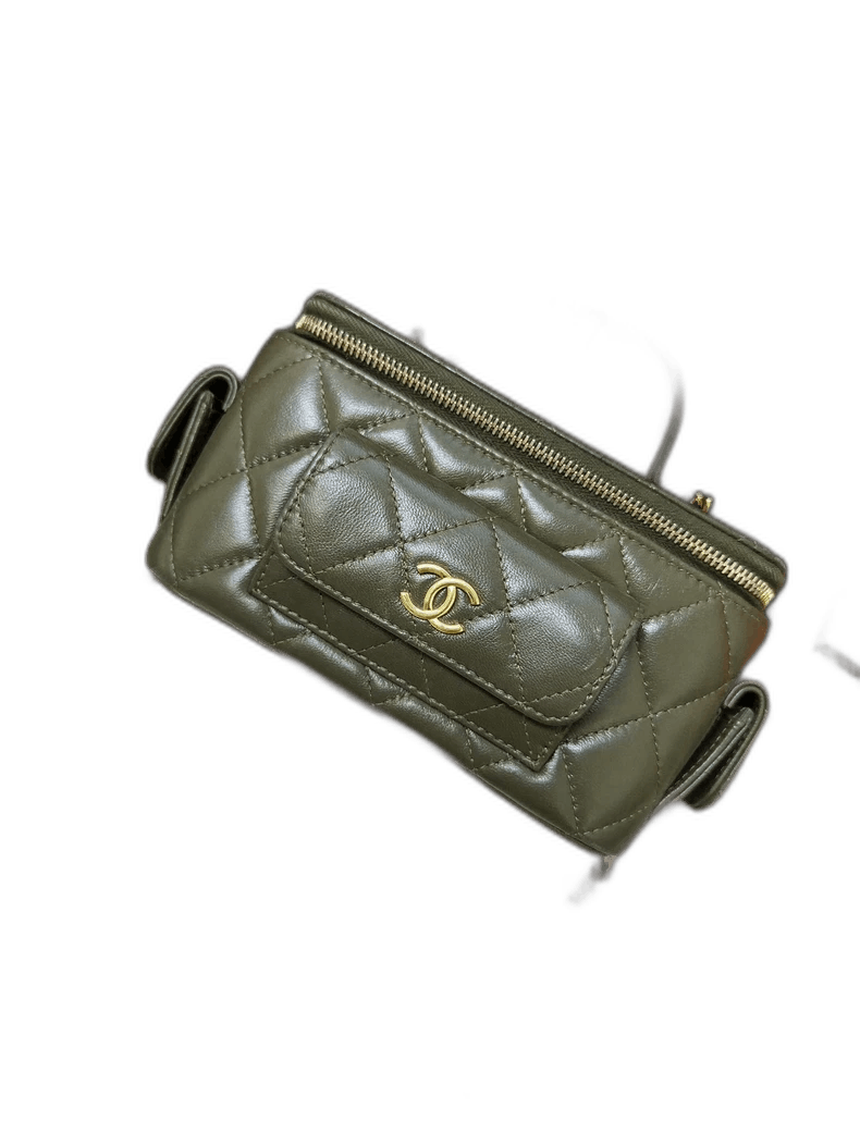 Chanel 22K Cargo Vanity Box Bag in Green, Women's